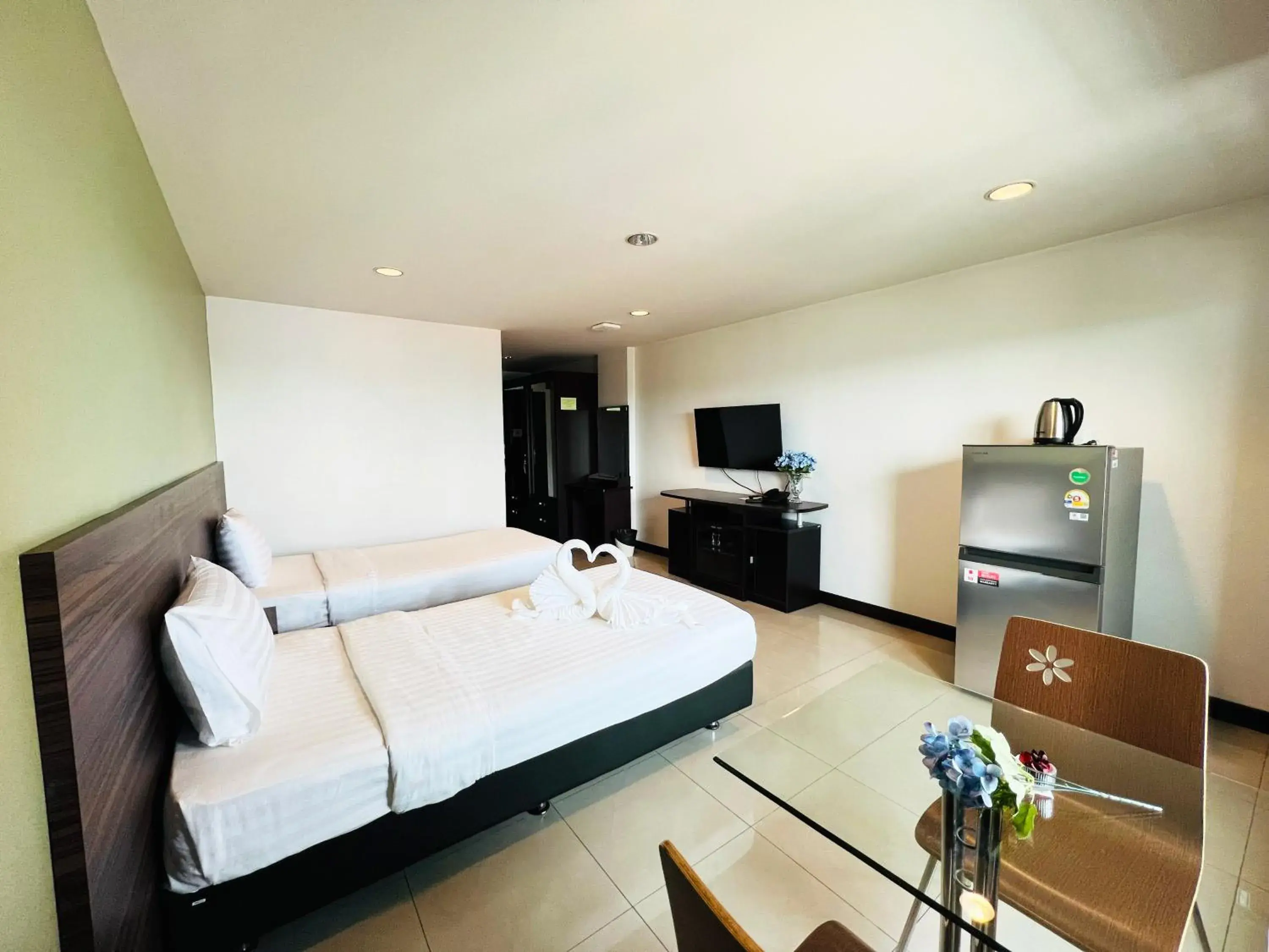 Superior Twin Room in 14 Place Superior Twin Room in 14 Place