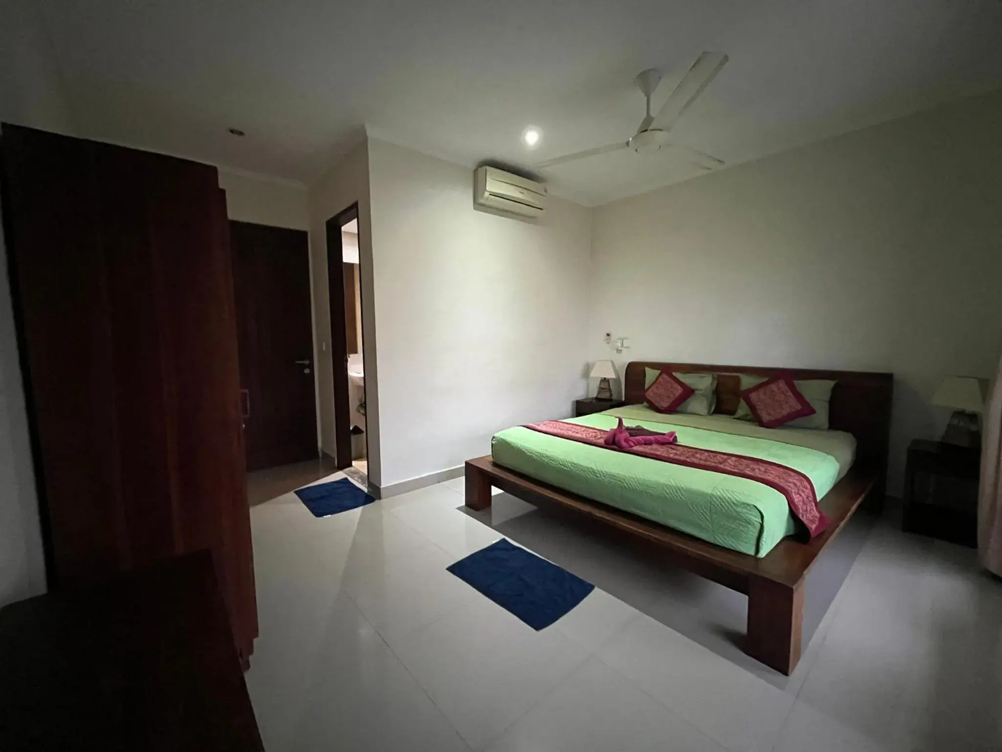 Standard Double Room in Merthayasa Bungalow 2 Standard Double Room in Merthayasa Bungalow 2