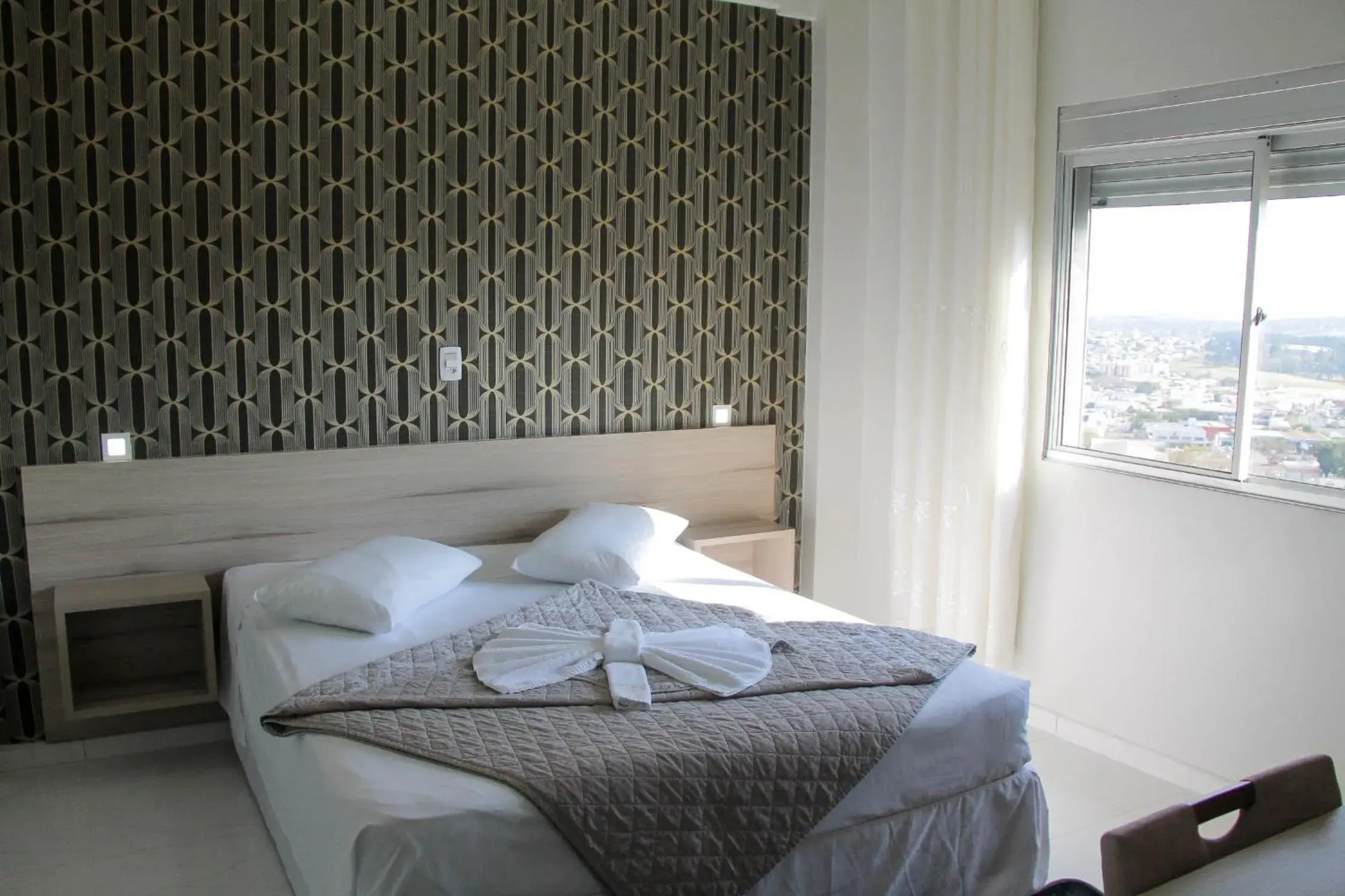 Double Room - single occupancy - Disability Access in AJ Hotel Chapecó - Fácil Acesso Pátio Shopping e Rótula da Bandeira Double Room - single occupancy - Disability Access in AJ Hotel Chapecó - Fácil Acesso Pátio Shopping e Rótula da Bandeira