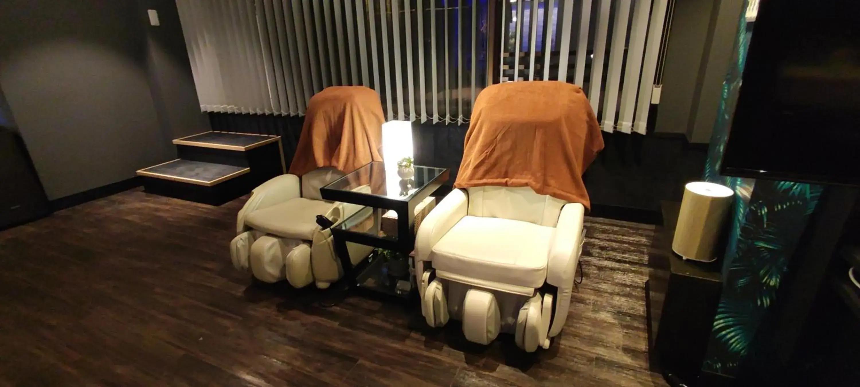 Suite with Spa Bath in Hakone Gora Guam Dog Suite with Spa Bath in Hakone Gora Guam Dog