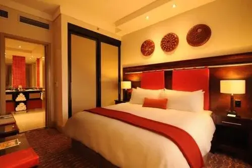 Superior King Room in Mondior at Emperors Palace Superior King Room in Mondior at Emperors Palace