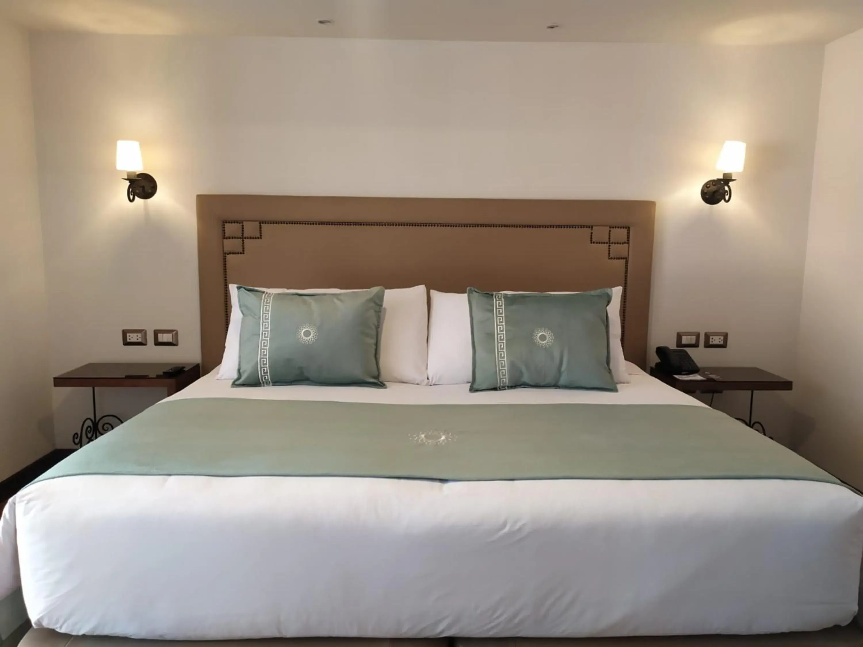 Deluxe Double or Twin Room in Casa Esmeralda by Katari Deluxe Double or Twin Room in Casa Esmeralda by Katari