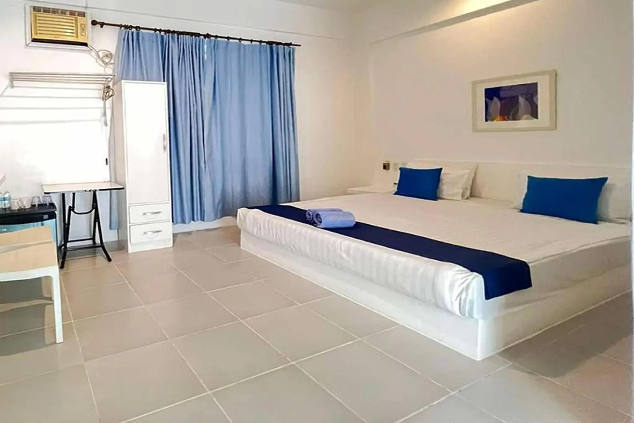 Deluxe Suite in Coron Bluewave Hotel Deluxe Suite in Coron Bluewave Hotel