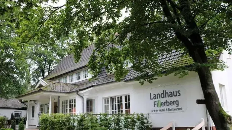 Single Room with Bathroom - single occupancy - Annex in Landhaus Fillerberg Single Room with Bathroom - single occupancy - Annex in Landhaus Fillerberg