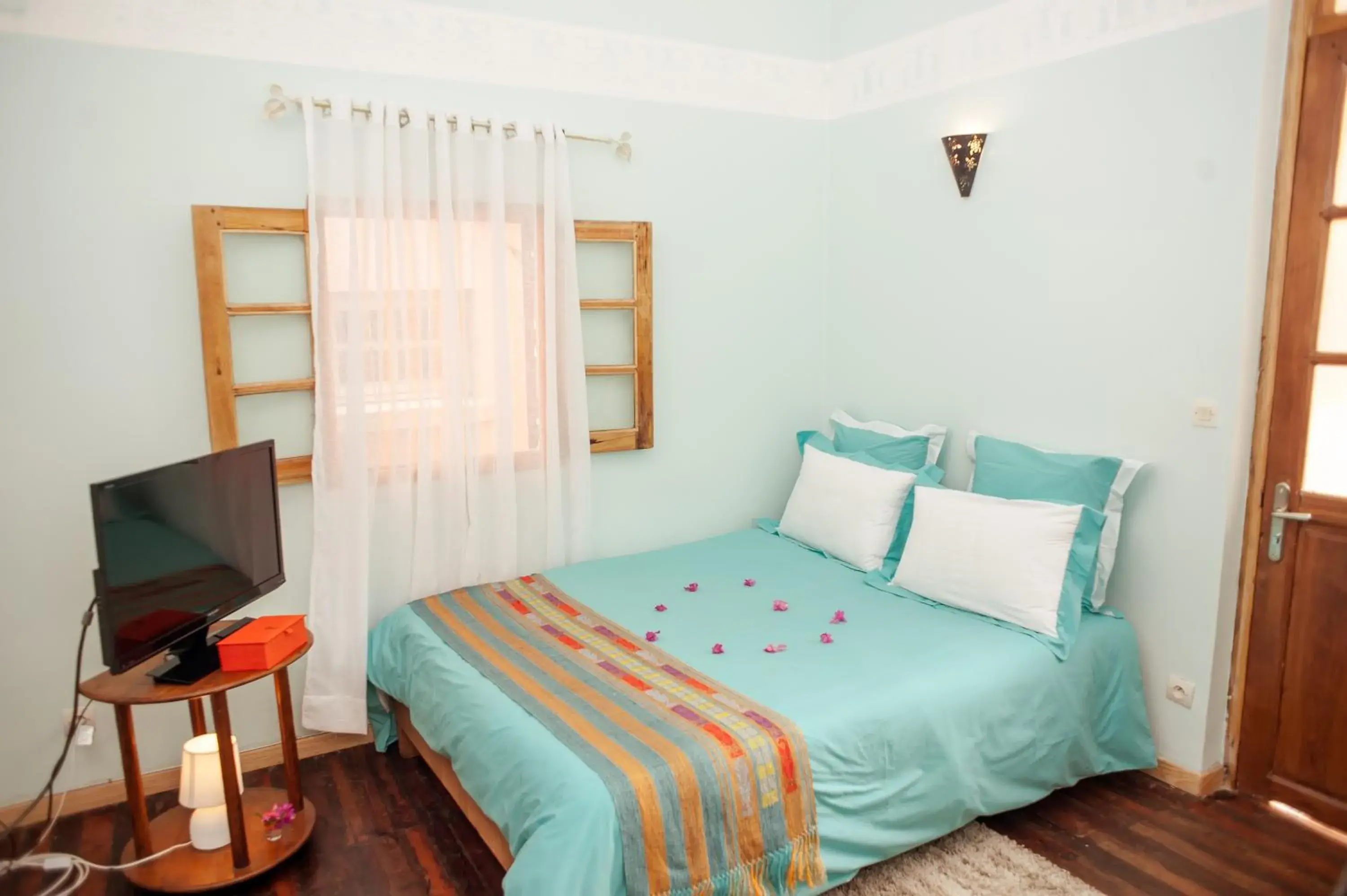 Standard Double Room - single occupancy in Maison Lovasoa Standard Double Room - single occupancy in Maison Lovasoa