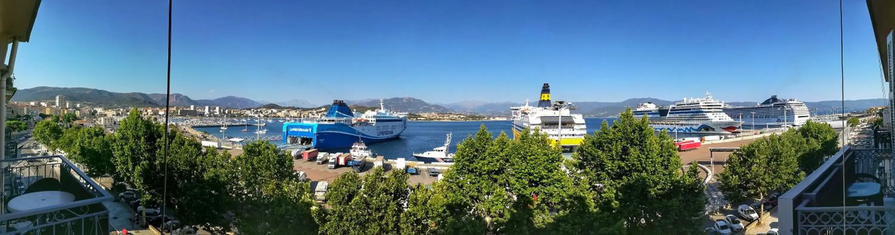 Hotel le Dauphin Hotel le Dauphin