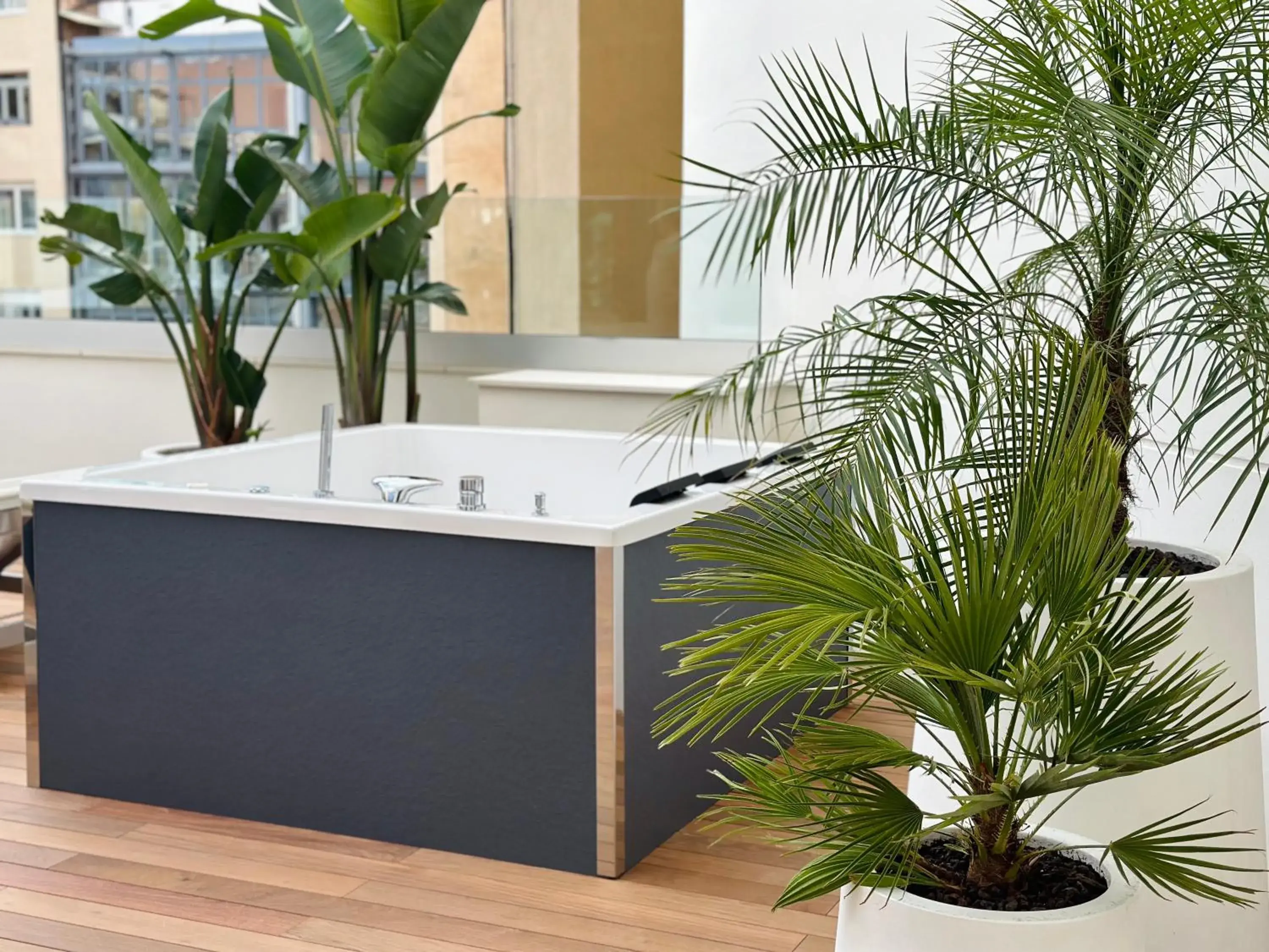 Superior Double Room with Terrace and Jacuzzi in Negresco Princess 4* Sup Superior Double Room with Terrace and Jacuzzi in Negresco Princess 4* Sup