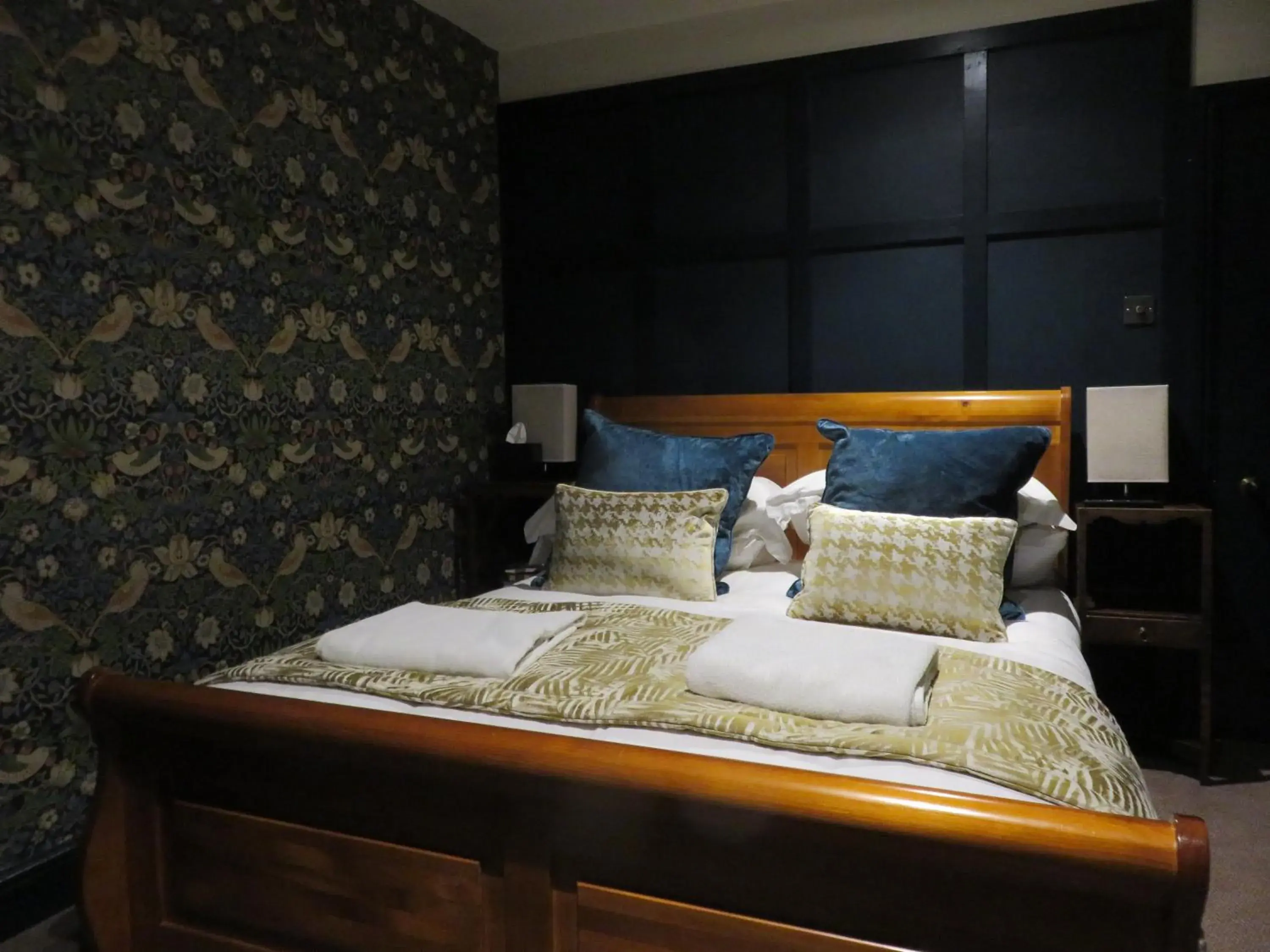 The Cardinals Hat The Cardinals Hat