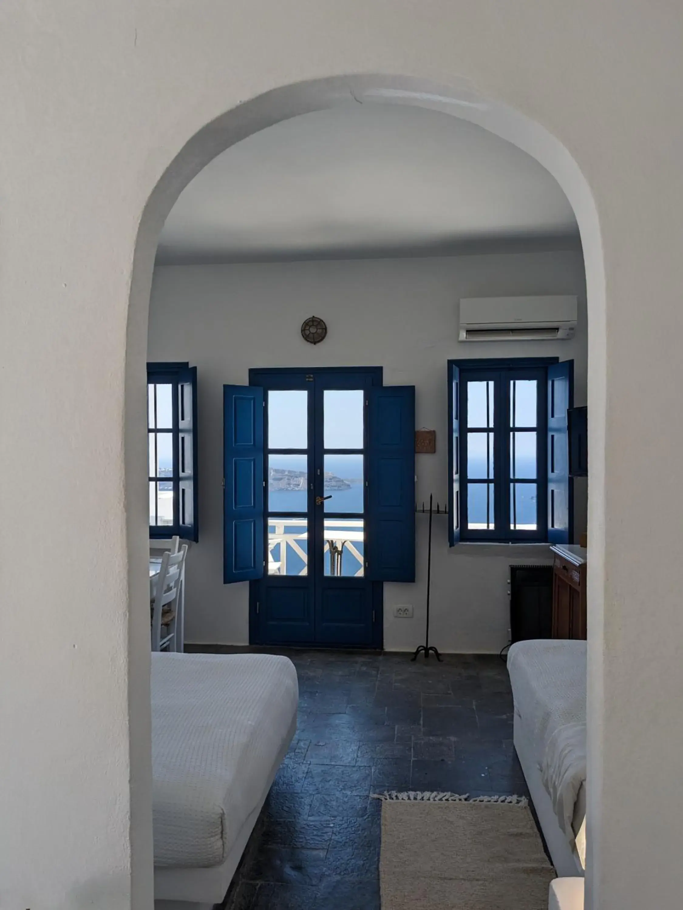 Family Studio with Caldera View in Heliotopos Family Studio with Caldera View in Heliotopos