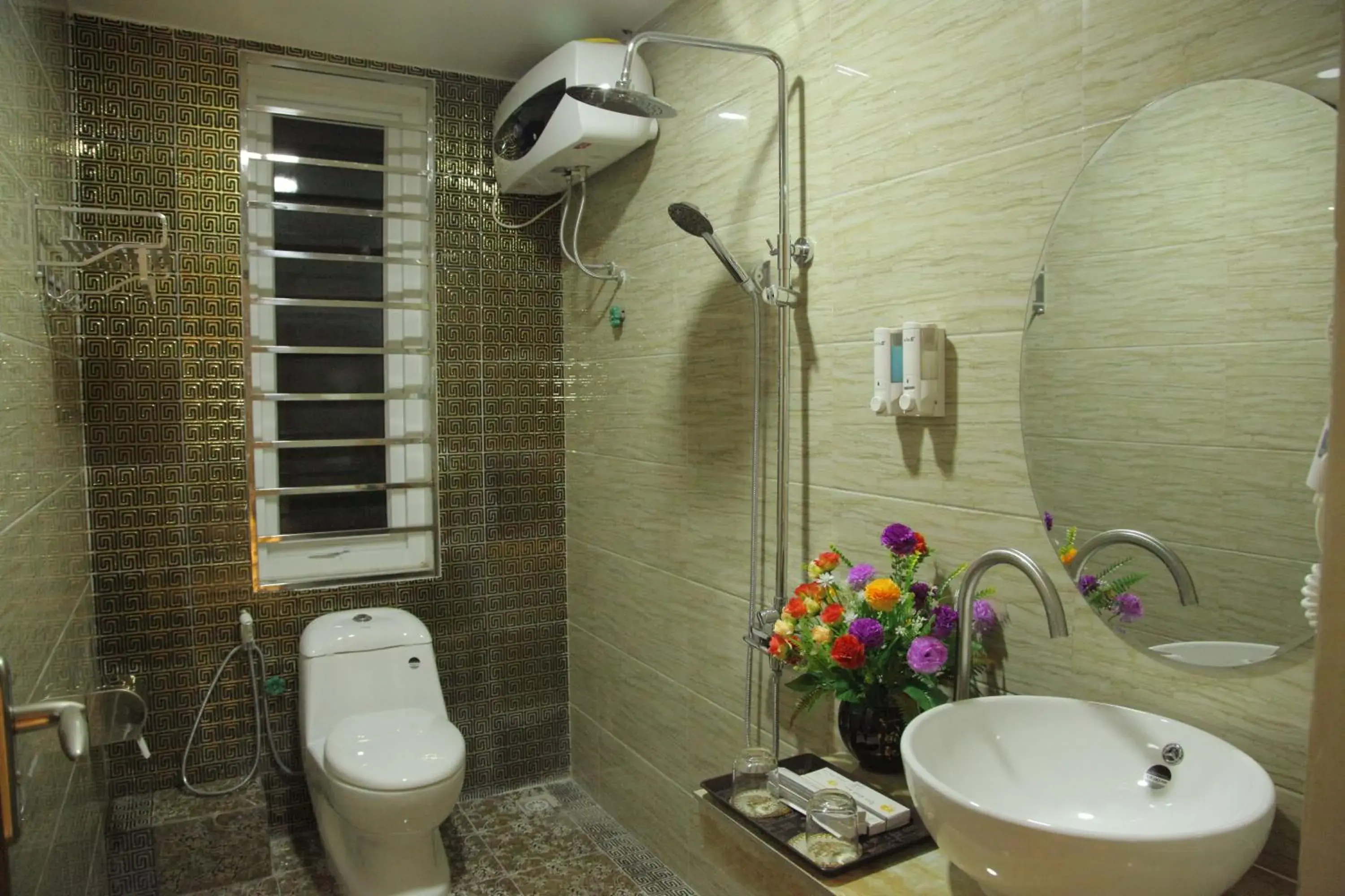 Family Double Room in Khách Sạn Hoàng Gia Lào Cai - Hoang Gia Hotel Family Double Room in Khách Sạn Hoàng Gia Lào Cai - Hoang Gia Hotel