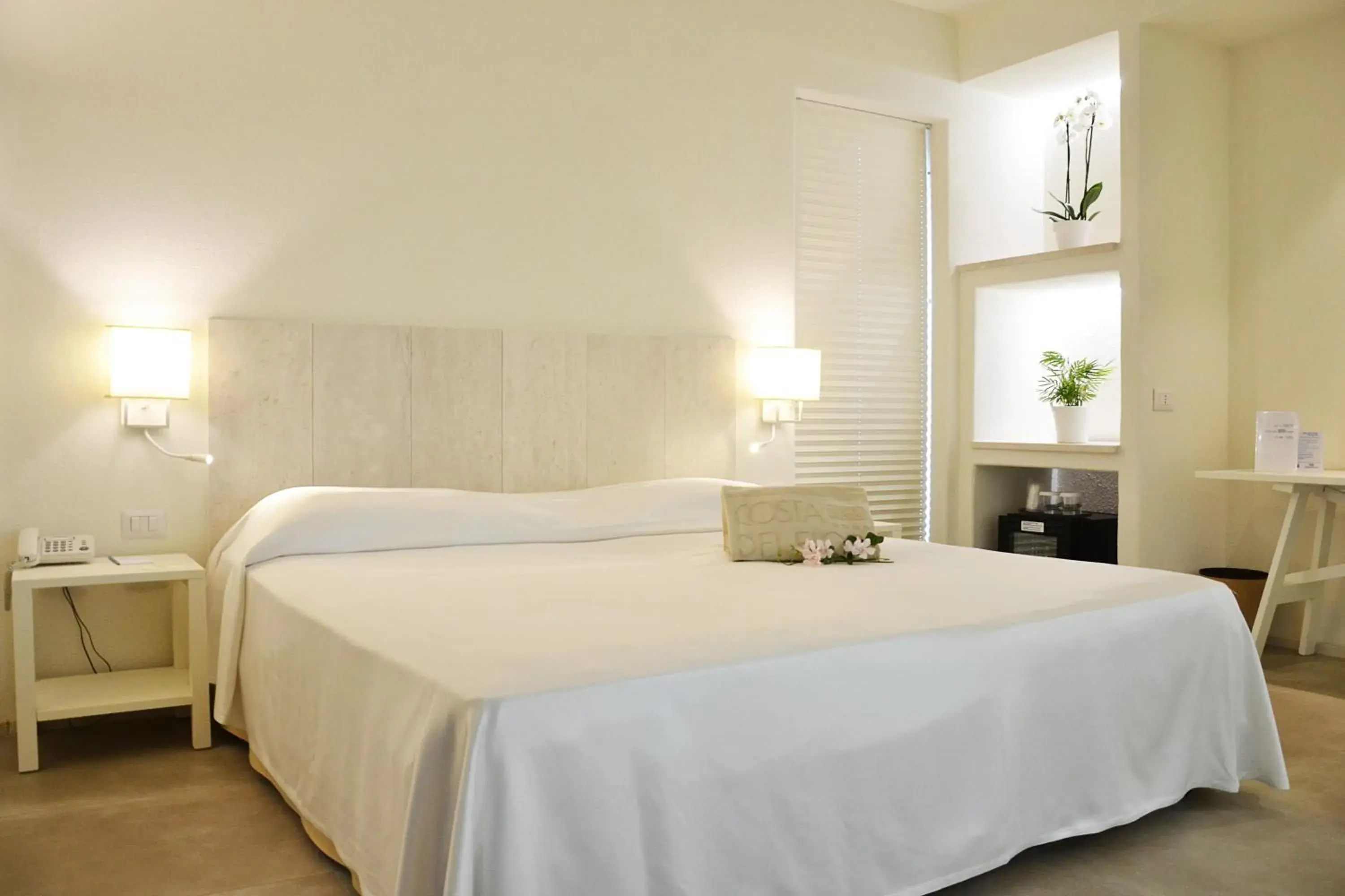 Superior Double or Twin Room in Hotel Costa dei Fiori Superior Double or Twin Room in Hotel Costa dei Fiori