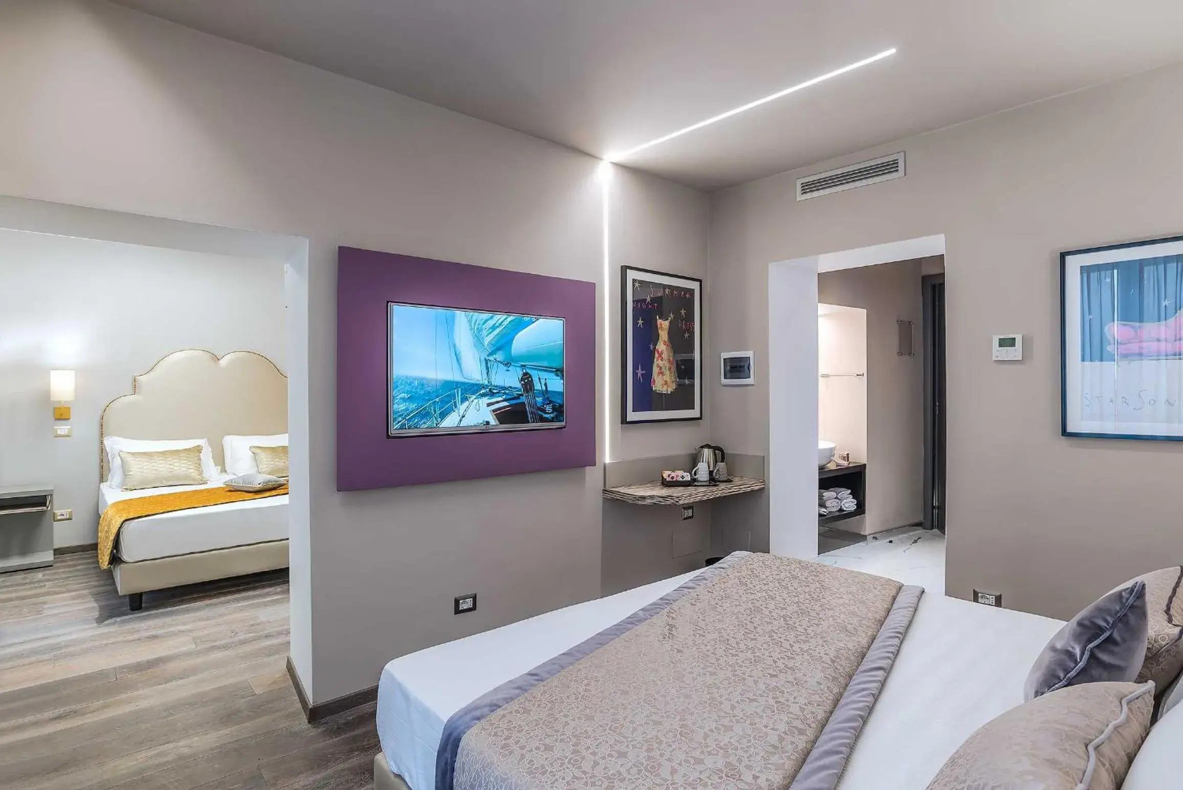 Family Room in Colonna Suite Del Corso Family Room in Colonna Suite Del Corso