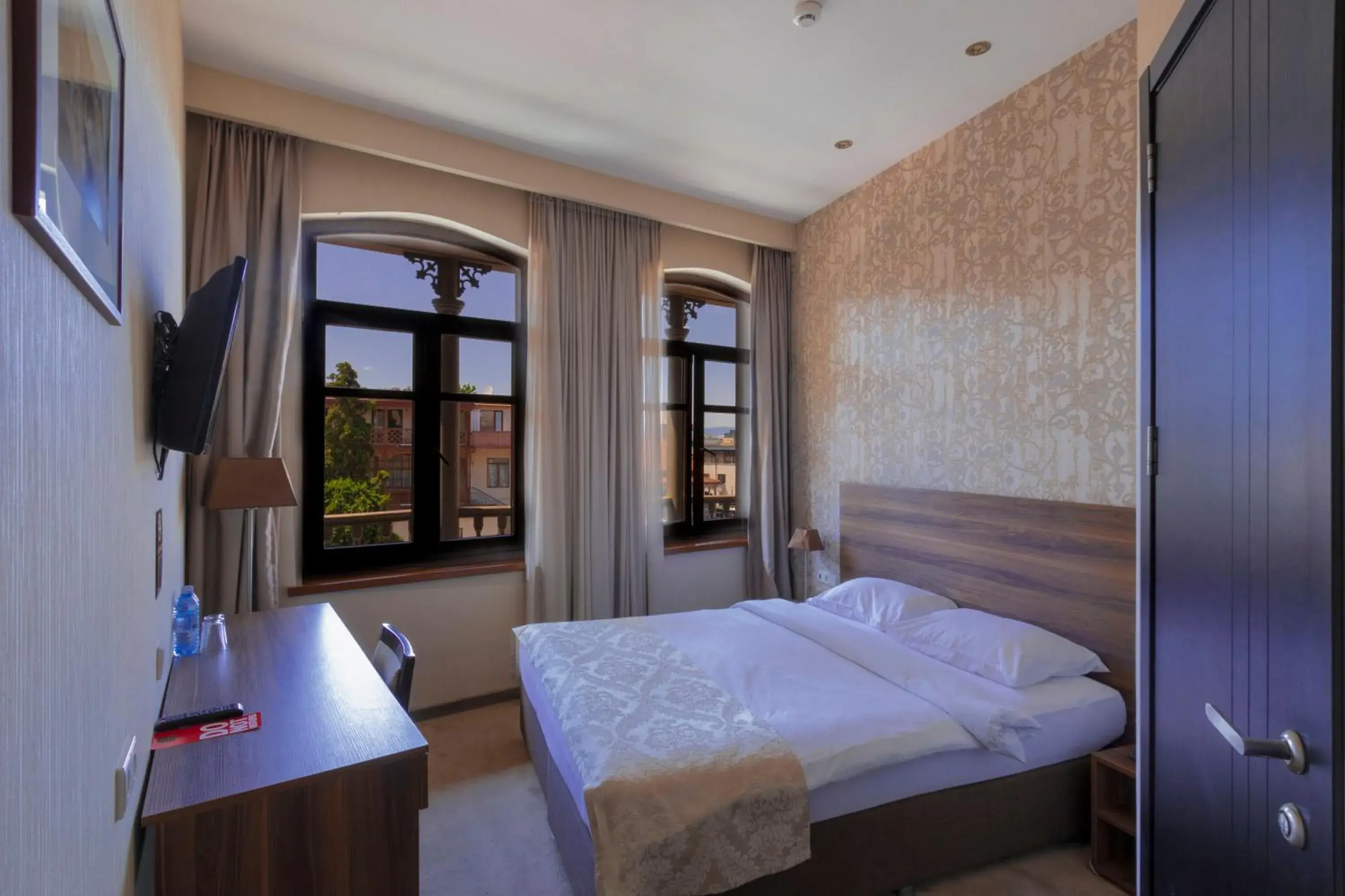 Economy Double Room in Old Meidan Tbilisi By Urban Hotels Economy Double Room in Old Meidan Tbilisi By Urban Hotels