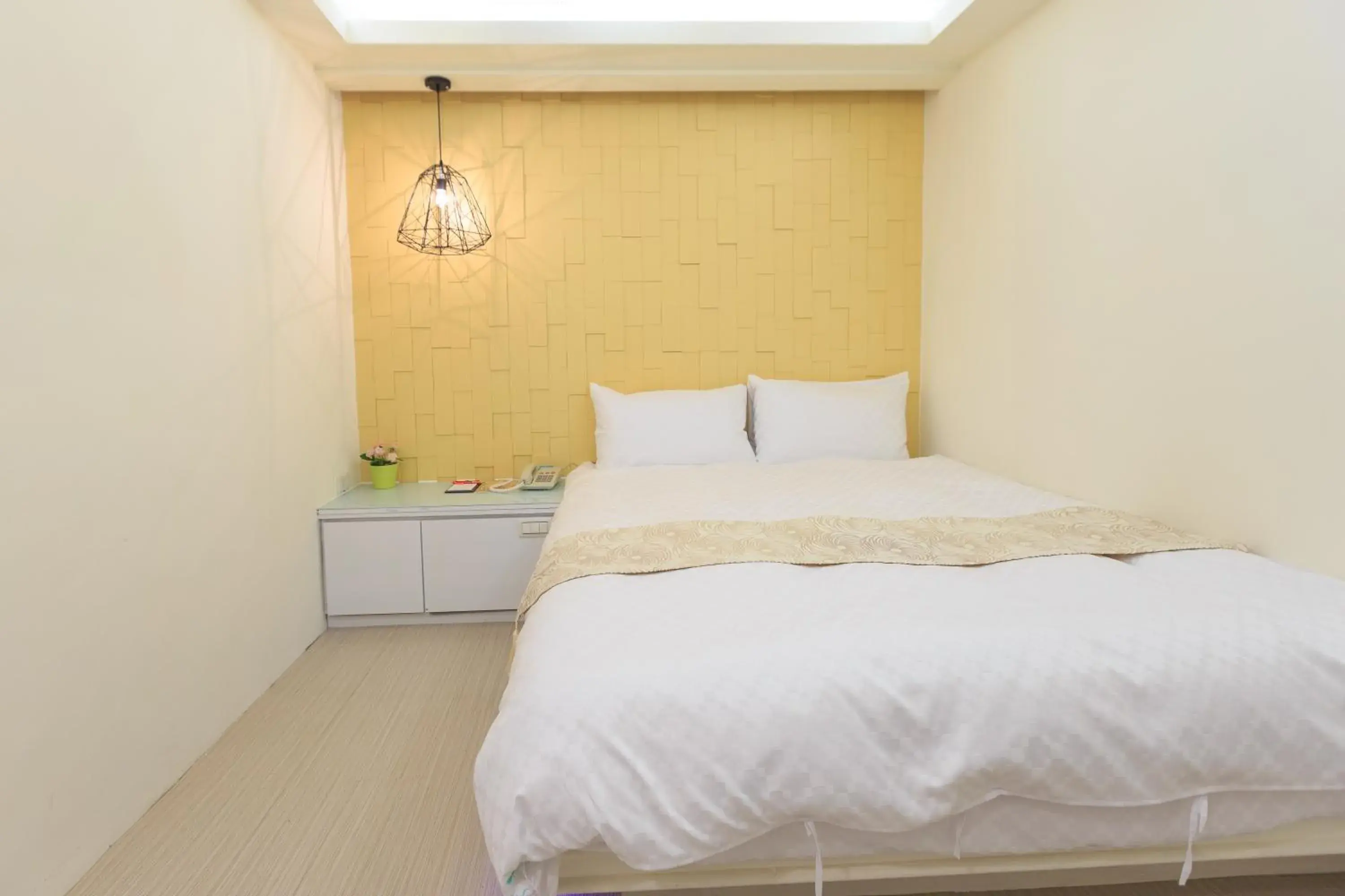 Standard Double Room without Window in Travelyoung Hotel Standard Double Room without Window in Travelyoung Hotel