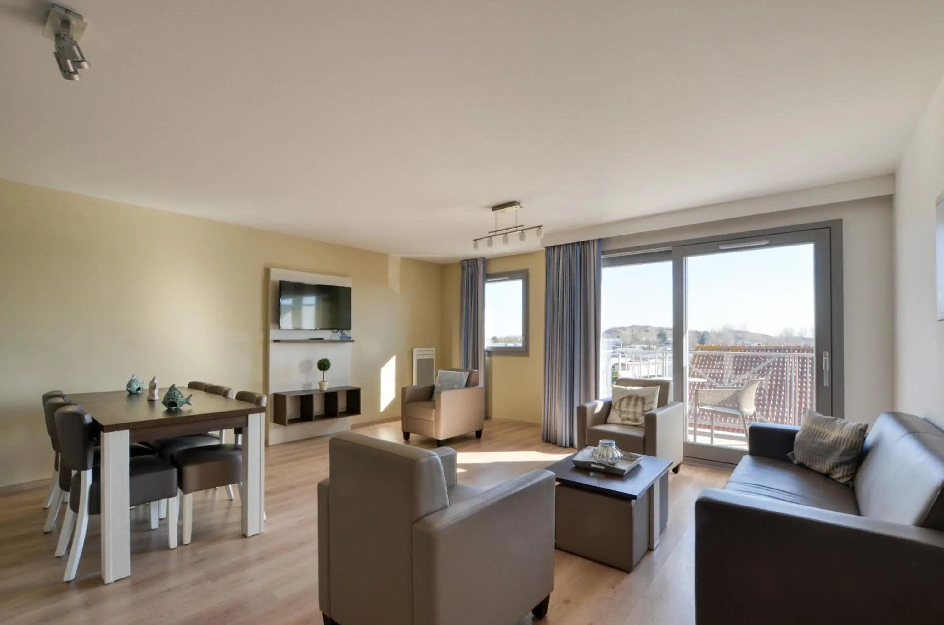 Three-Bedroom Apartment in Evancy Etoile Des Dunes Three-Bedroom Apartment in Evancy Etoile Des Dunes