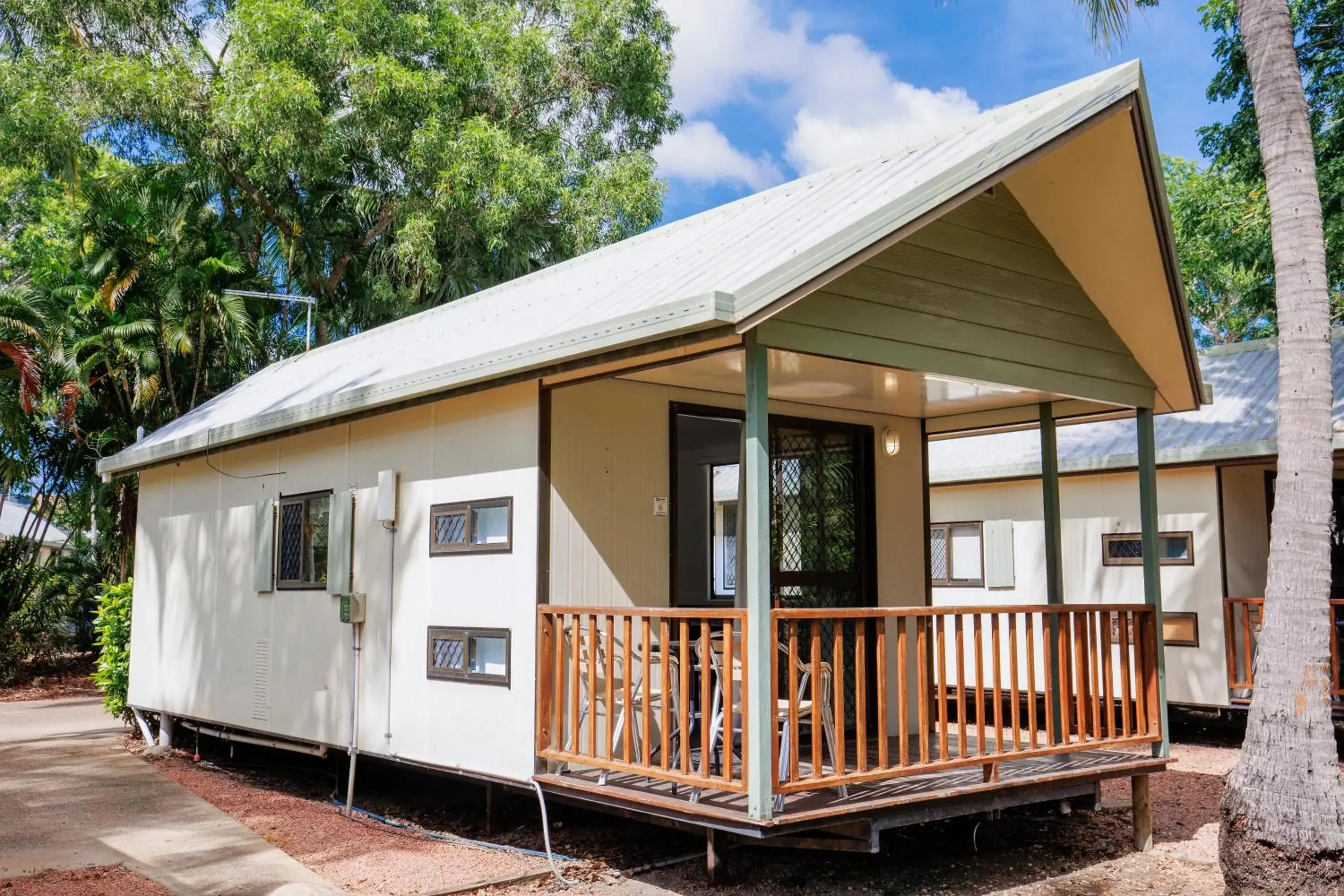 One-Bedroom Cabin with Pool View in Ingenia Holidays Townsville One-Bedroom Cabin with Pool View in Ingenia Holidays Townsville