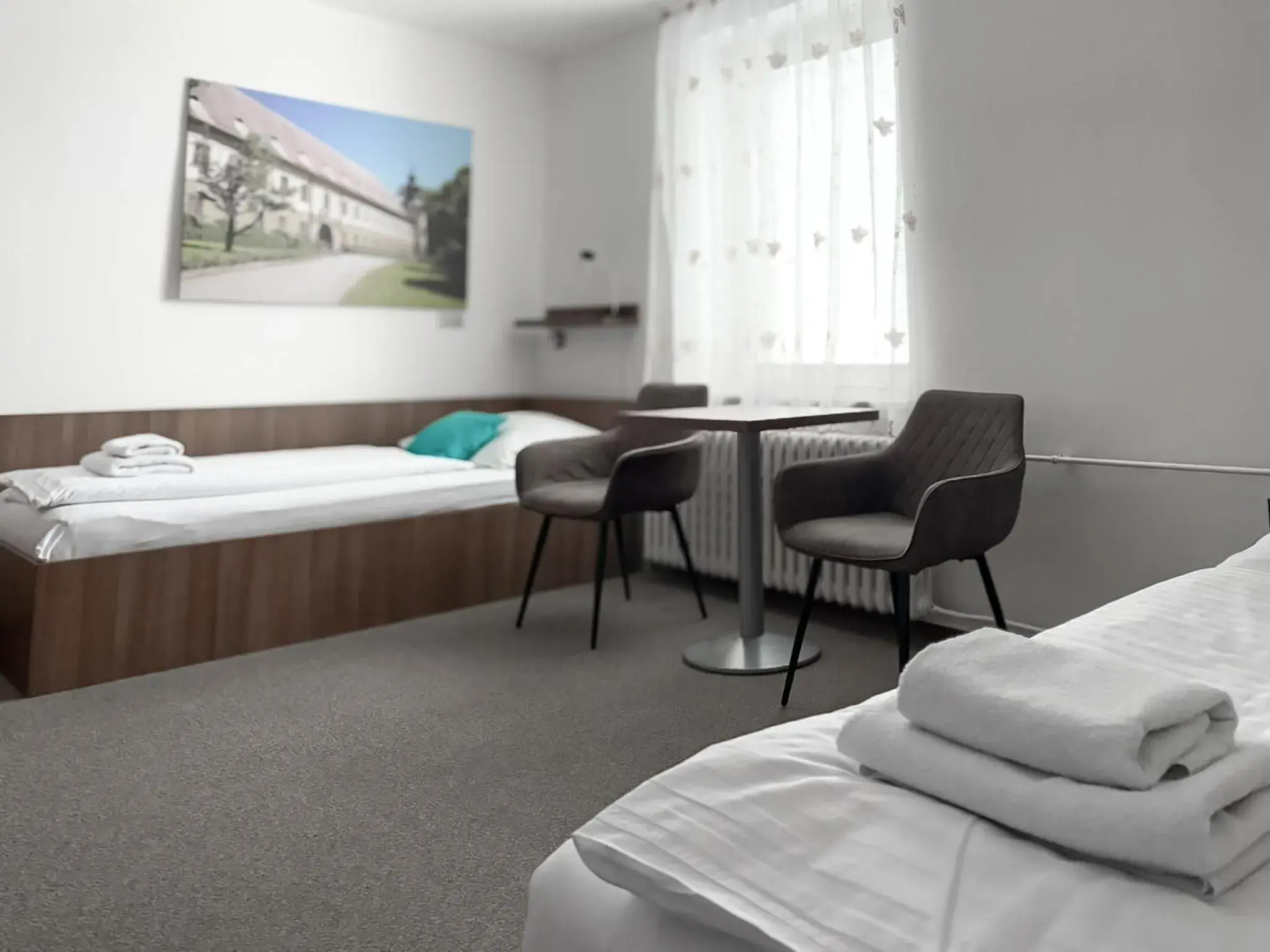 Twin Room - Disability Access in Hotel Pod Radnicí Twin Room - Disability Access in Hotel Pod Radnicí