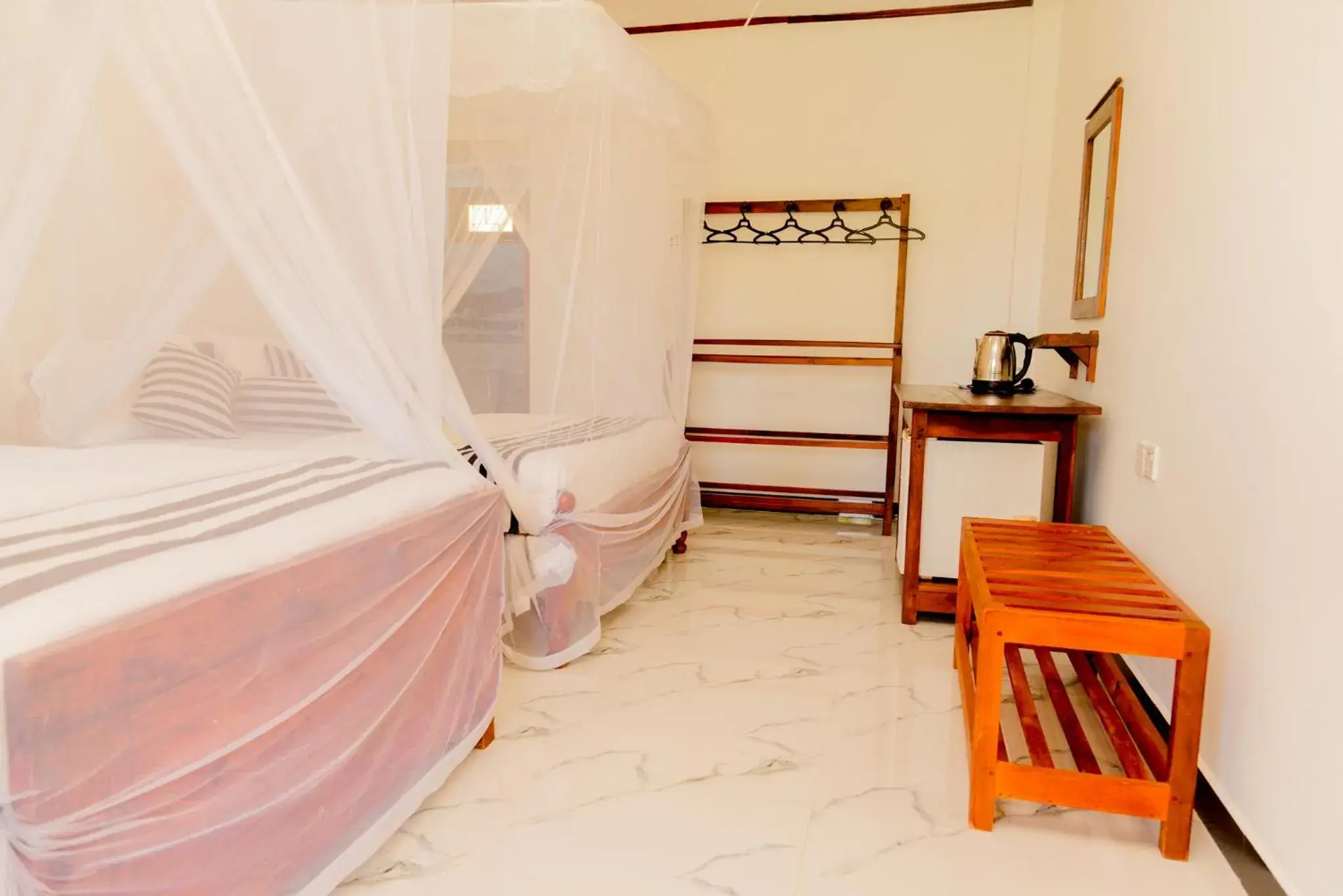 Budget Triple Room in Samiru Guest Inn Ella Budget Triple Room in Samiru Guest Inn Ella