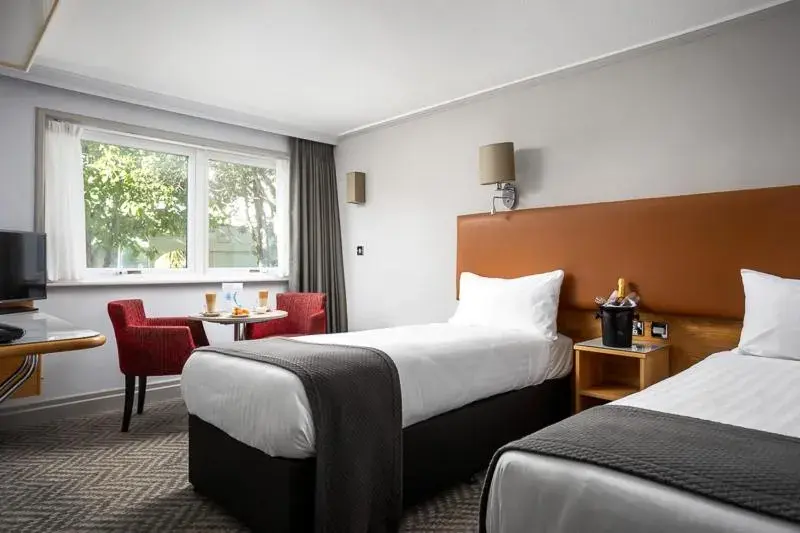 Classic Twin Room - single occupancy in Langstone Quays Resort, Portsmouth Classic Twin Room - single occupancy in Langstone Quays Resort, Portsmouth