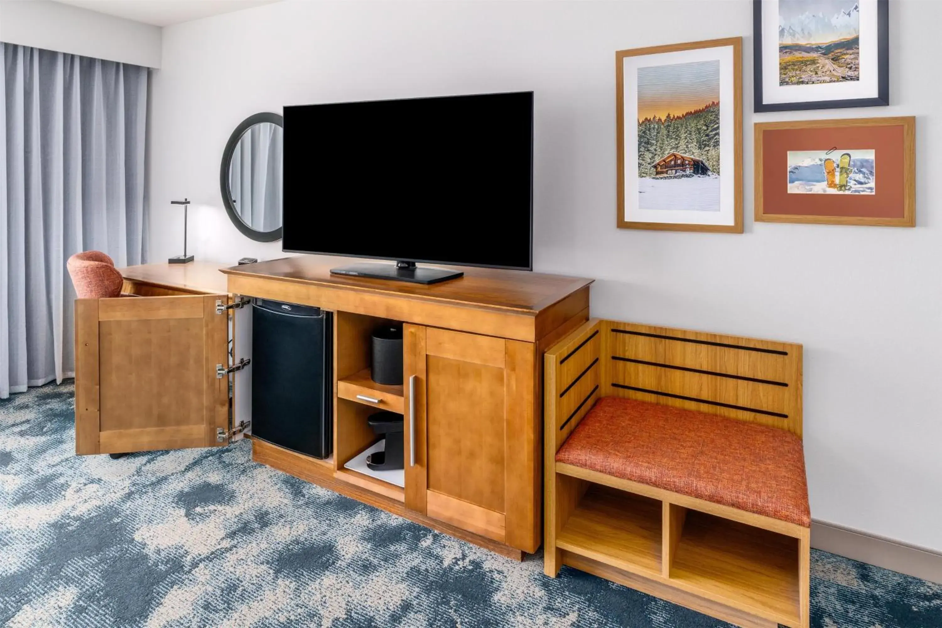 Queen with Two Queen Beds - Non-Smoking in Hampton Inn & Suites Silverthorne Queen with Two Queen Beds - Non-Smoking in Hampton Inn & Suites Silverthorne