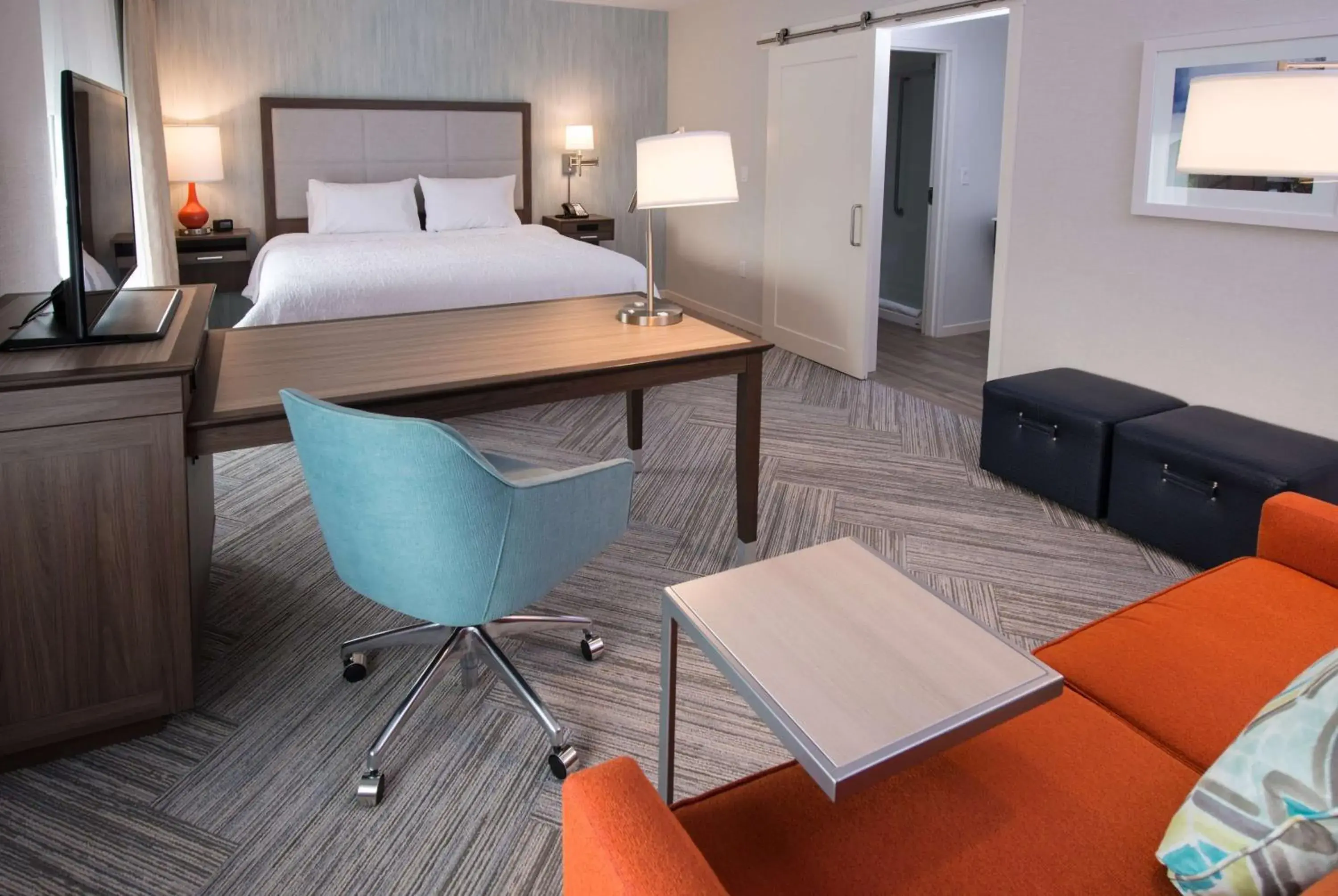 1 King Bed, Mobility/Hearing Accessible Studio Suite, Roll-In Shower, No Smoking in Chateau Fredericton, Trademark Collection by Wyndham 1 King Bed, Mobility/Hearing Accessible Studio Suite, Roll-In Shower, No Smoking in Chateau Fredericton, Trademark Collection by Wyndham