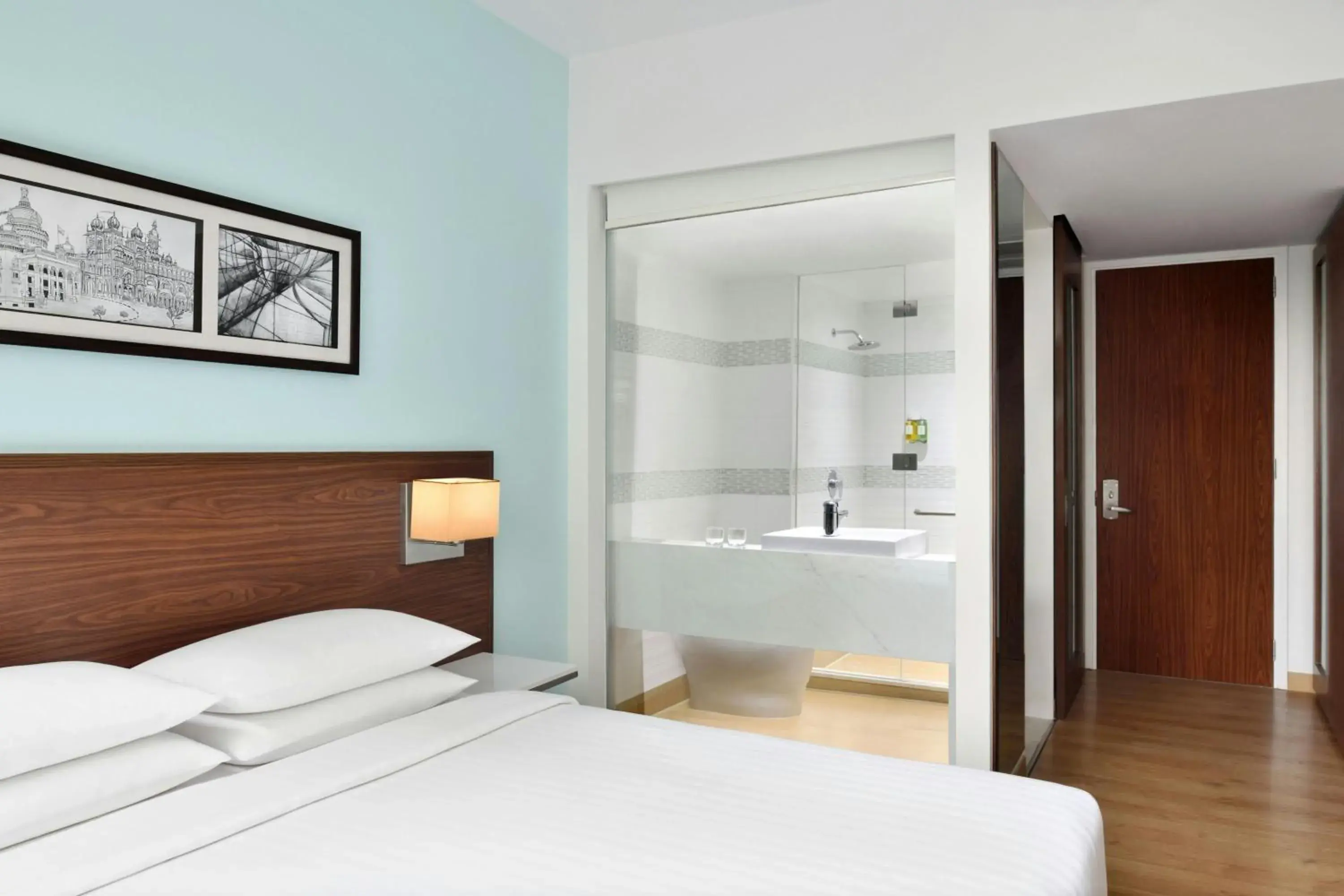 Deluxe Queen or Twin Room with City View & Flexible check-in/check-out - single occupancy in Fairfield by Marriott Bengaluru Outer Ring Road Deluxe Queen or Twin Room with City View & Flexible check-in/check-out - single occupancy in Fairfield by Marriott Bengaluru Outer Ring Road