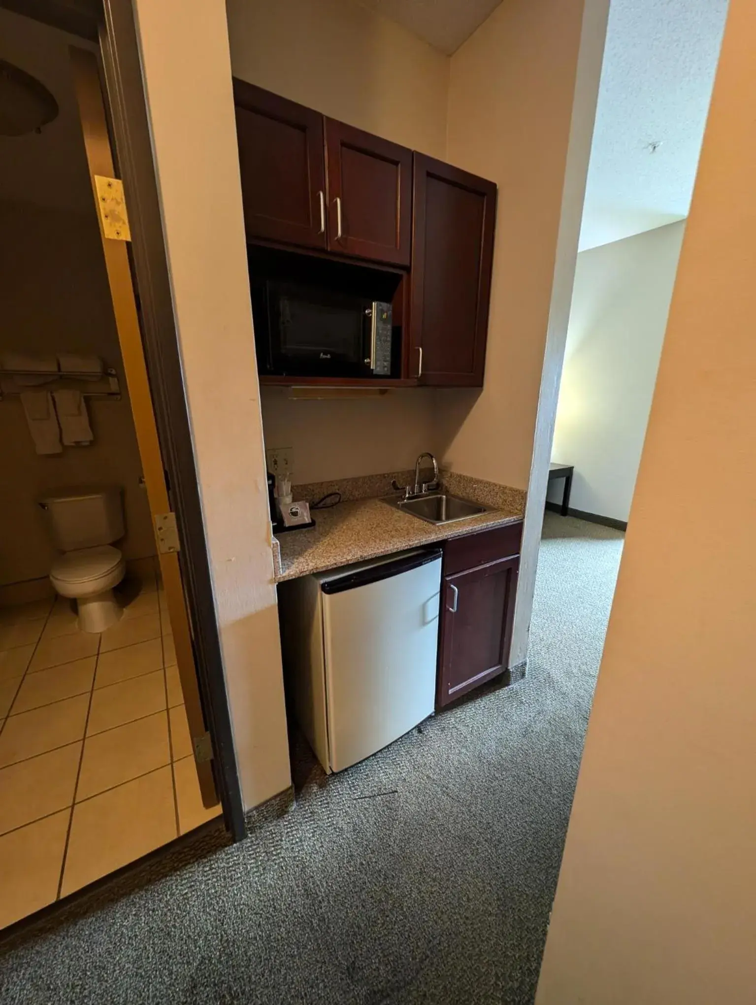 Superior King Room - Non-Smoking in Wingate by Wyndham Ashland Superior King Room - Non-Smoking in Wingate by Wyndham Ashland