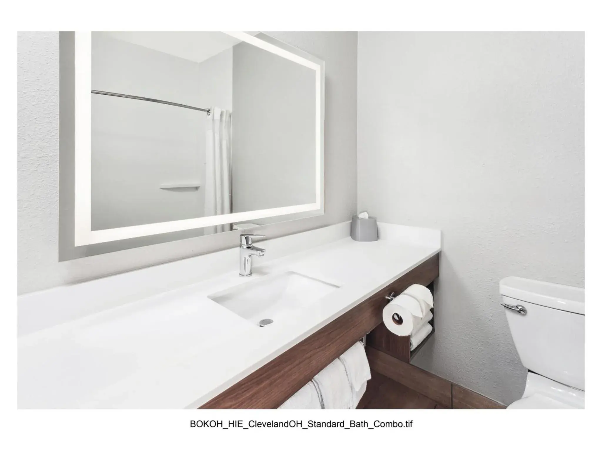 King Room - Disability Access in Holiday Inn Express Cleveland Airport - Brook Park by IHG King Room - Disability Access in Holiday Inn Express Cleveland Airport - Brook Park by IHG