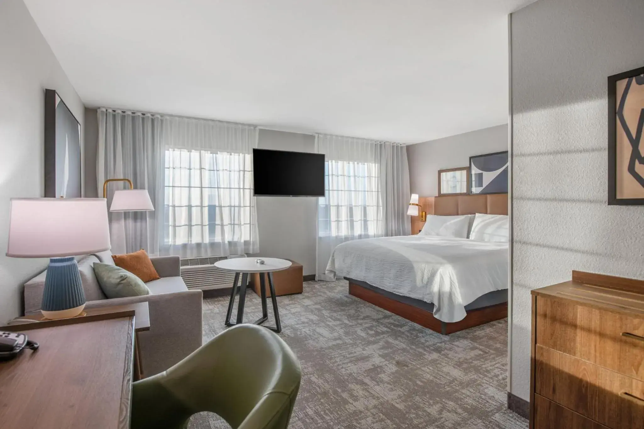Queen Studio - Hearing Accessible in Staybridge Suites Rocklin - Roseville Area by IHG Queen Studio - Hearing Accessible in Staybridge Suites Rocklin - Roseville Area by IHG