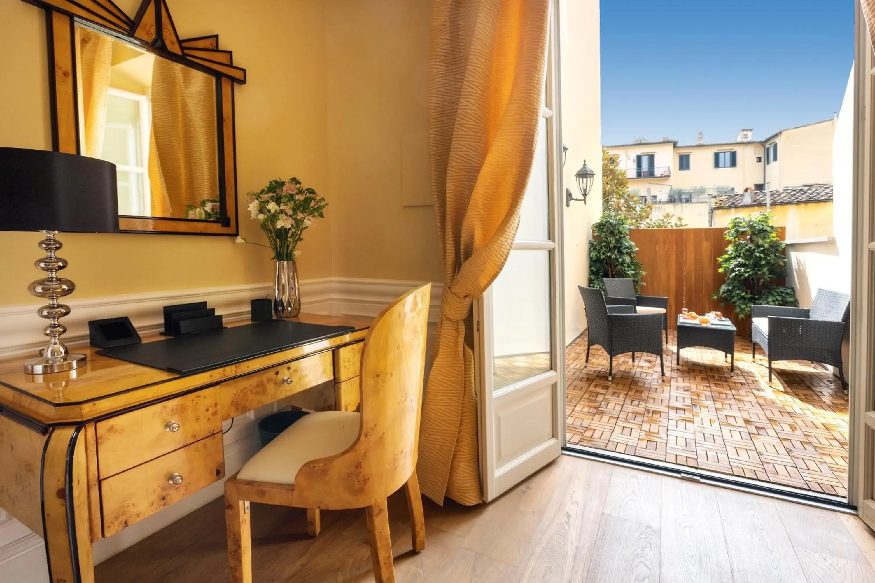 Deluxe King Room with Terrace in La Maison du Sage Deluxe King Room with Terrace in La Maison du Sage