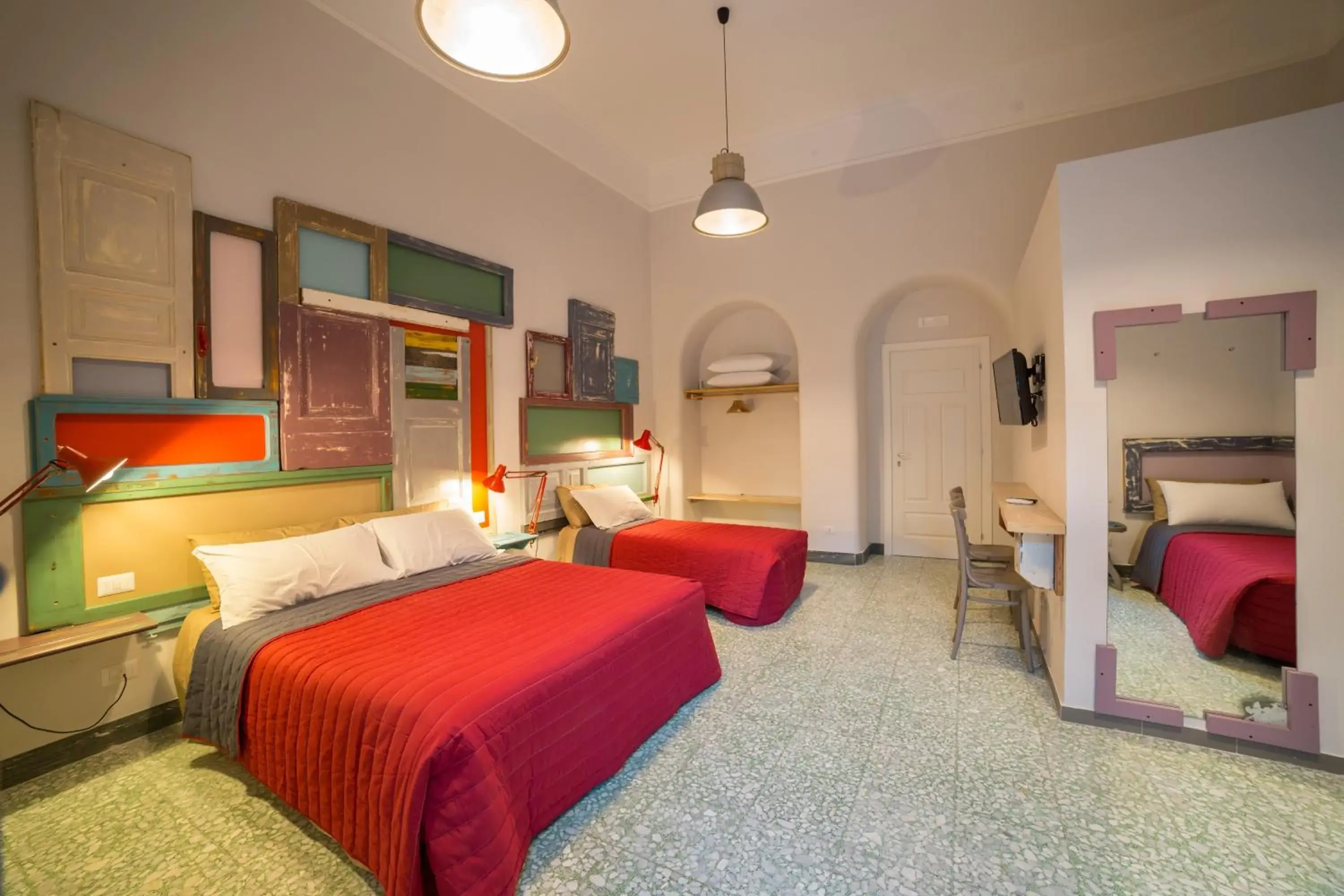 Deluxe Family Room with Balcony in The Foria House by House In Naples Deluxe Family Room with Balcony in The Foria House by House In Naples