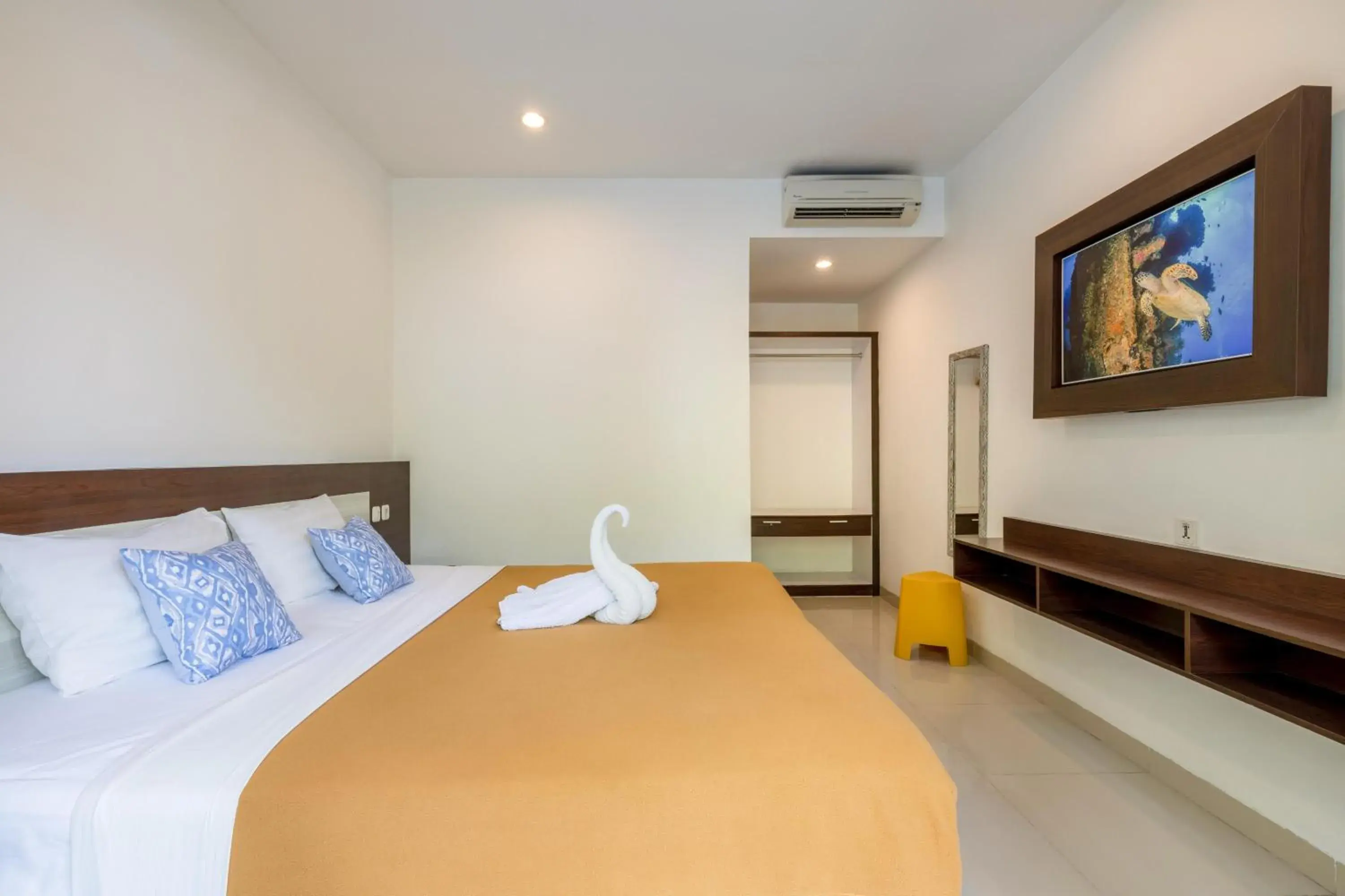 Deluxe Twin or King Room in Dewi Villa Padangbai Hotel Deluxe Twin or King Room in Dewi Villa Padangbai Hotel