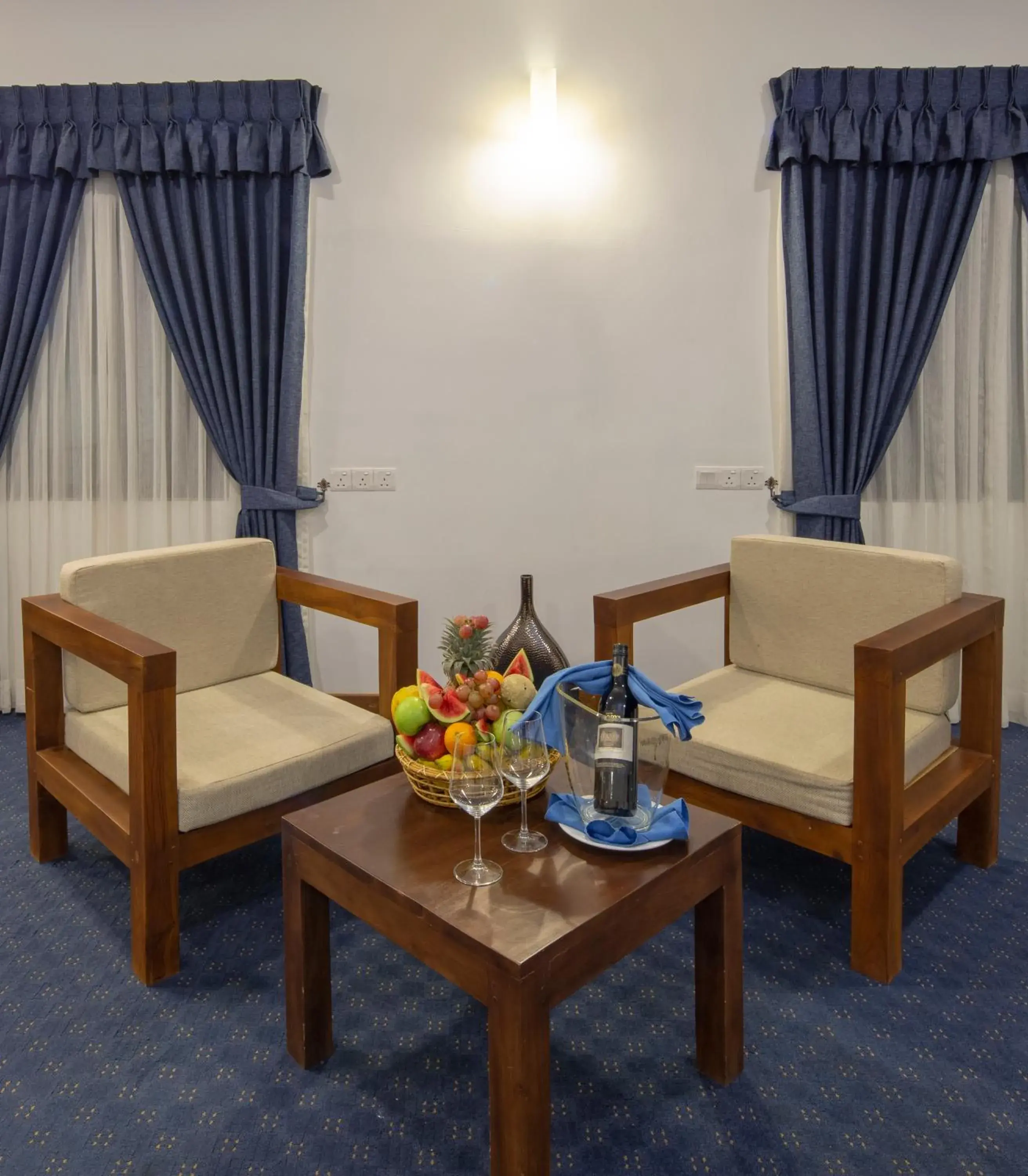 Deluxe Suite in The Blue Wave Hotel Deluxe Suite in The Blue Wave Hotel