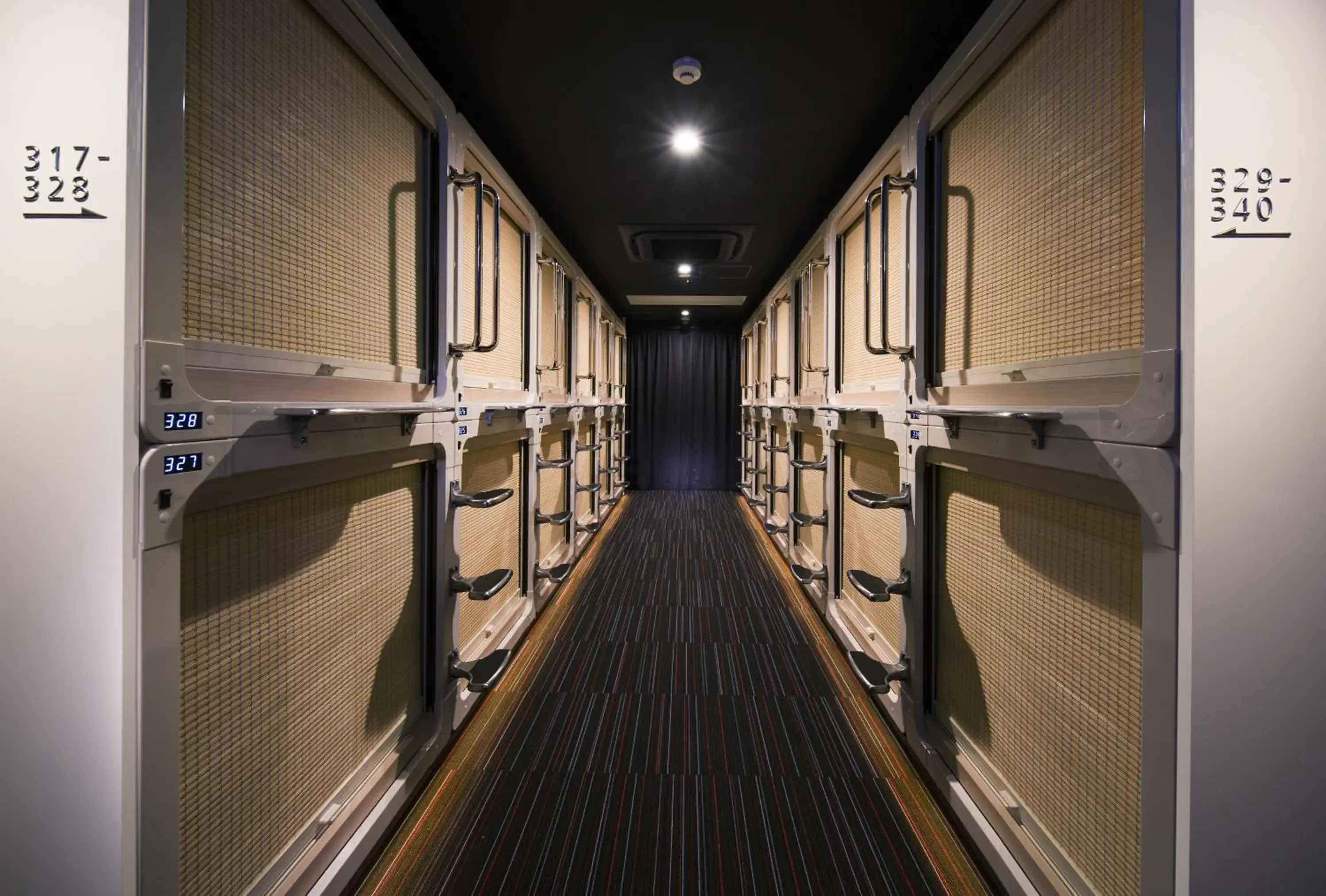 Female Only - single occupancy - Capsule in Tokyo Ariake Bay Hotel Female Only - single occupancy - Capsule in Tokyo Ariake Bay Hotel