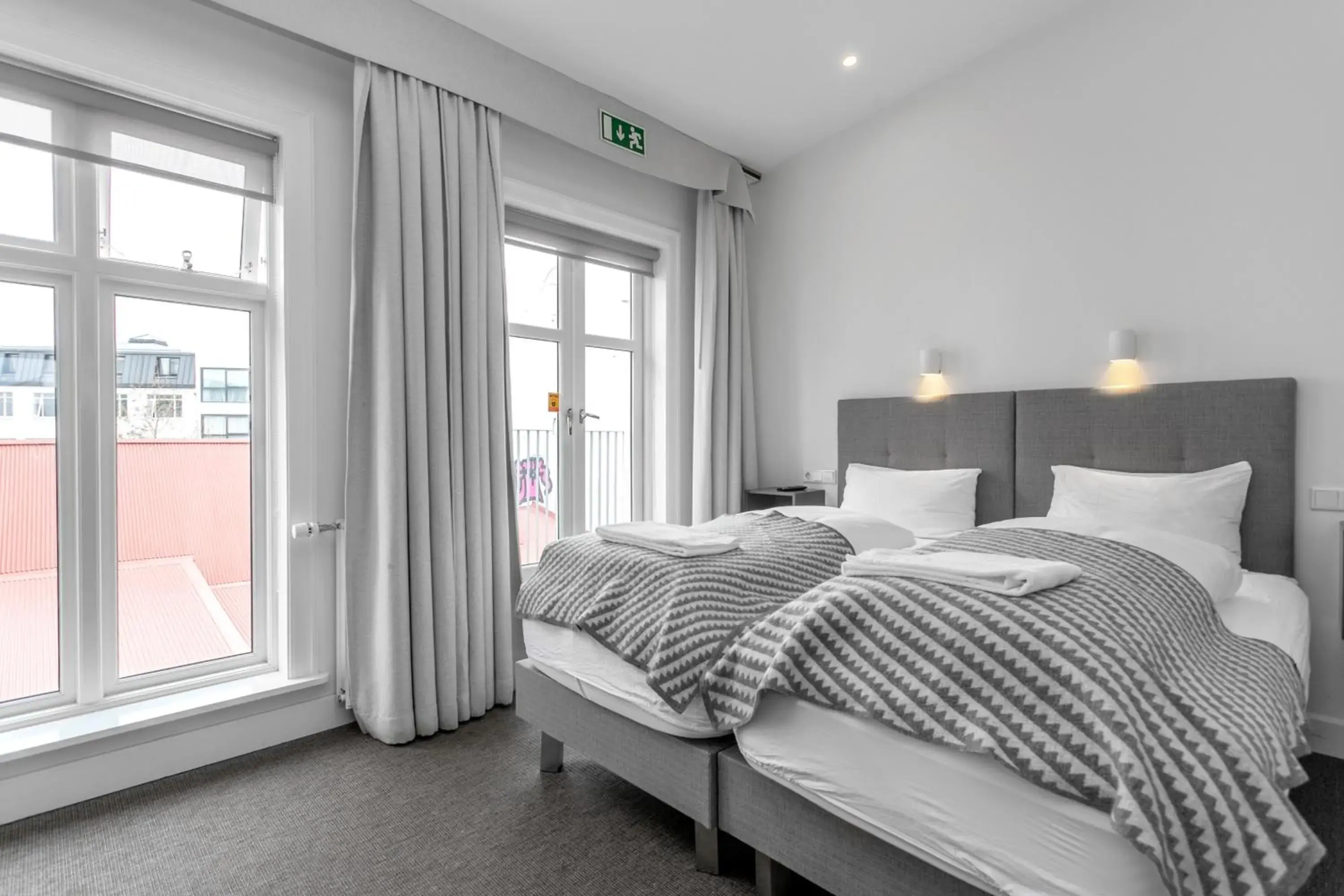 Penthouse Luxury Studio Apartment - Top Floor in Ice Apartments Reykjavik by Heimaleiga Penthouse Luxury Studio Apartment - Top Floor in Ice Apartments Reykjavik by Heimaleiga