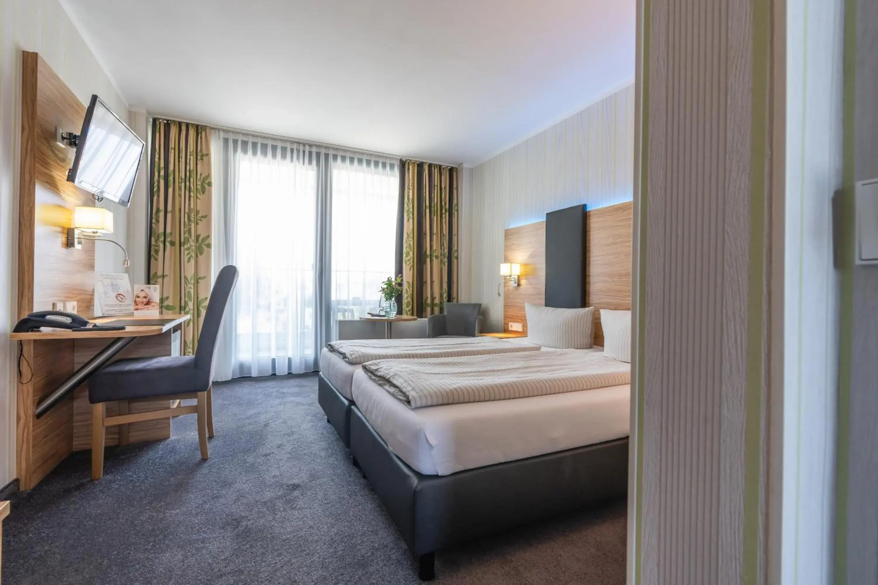 Double Room with Lake View - single occupancy in Seehotel Forst Double Room with Lake View - single occupancy in Seehotel Forst