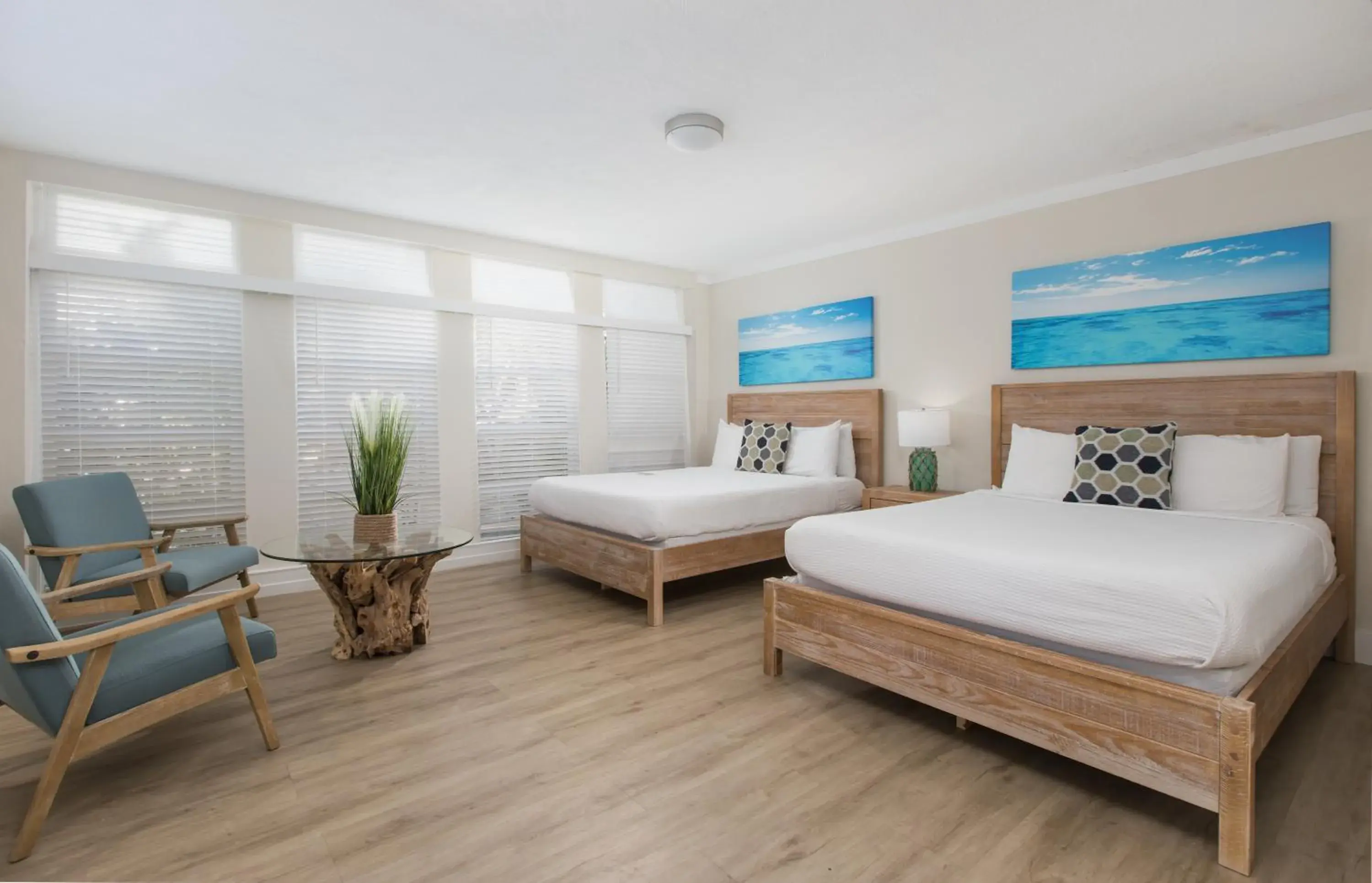 Queen Suite in La Jolla Resort Queen Suite in La Jolla Resort