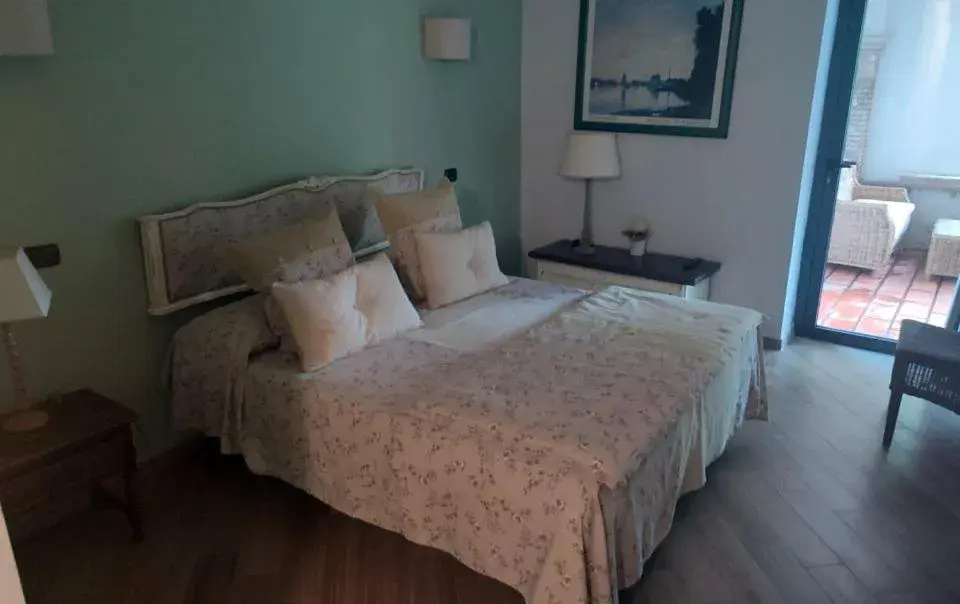 Family Double Room - single occupancy in La Vignola Country Hotel Family Double Room - single occupancy in La Vignola Country Hotel