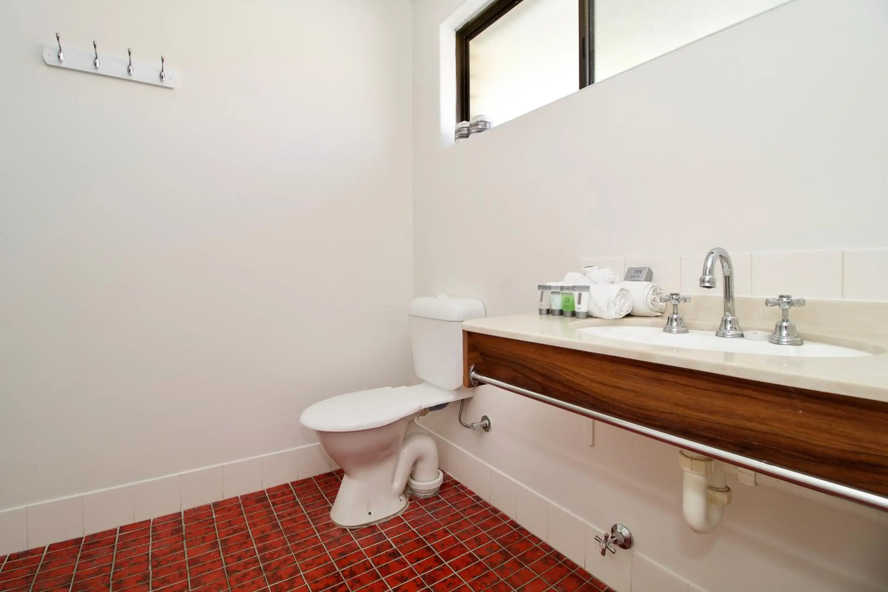 Standard Queen Room in Hotel Clipper Standard Queen Room in Hotel Clipper