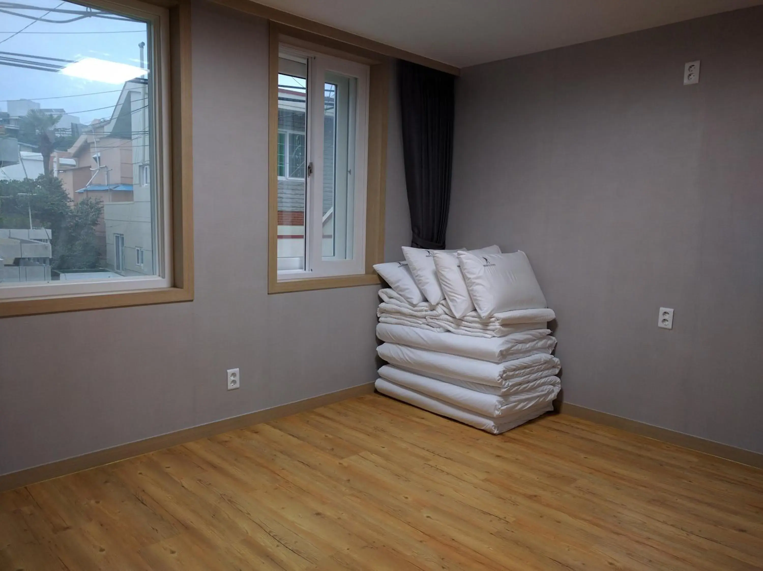 Ondol Triple in Backpackers In Yeosu Ondol Triple in Backpackers In Yeosu