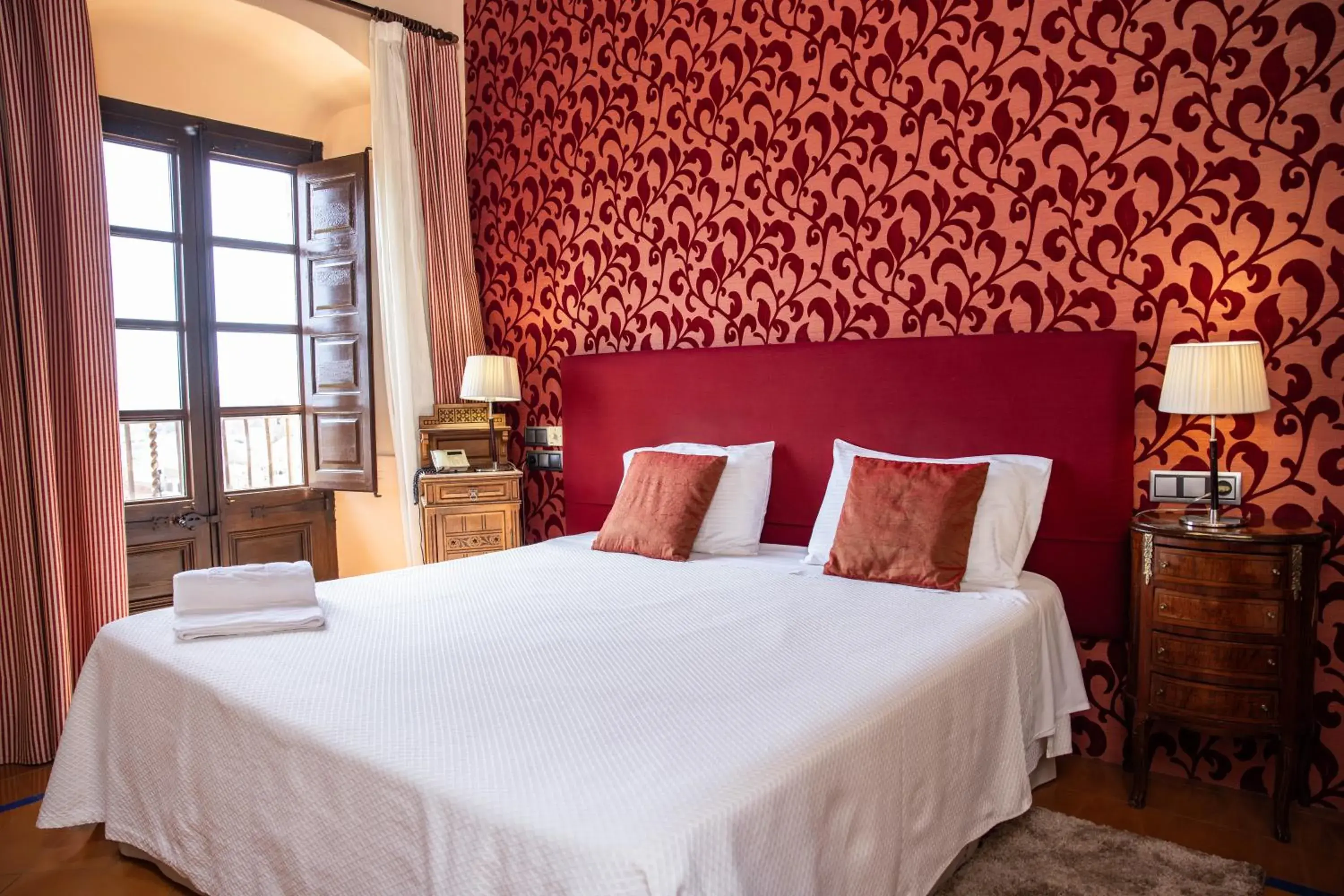 Superior Double Room in RVHotels Palau Lo Mirador Superior Double Room in RVHotels Palau Lo Mirador