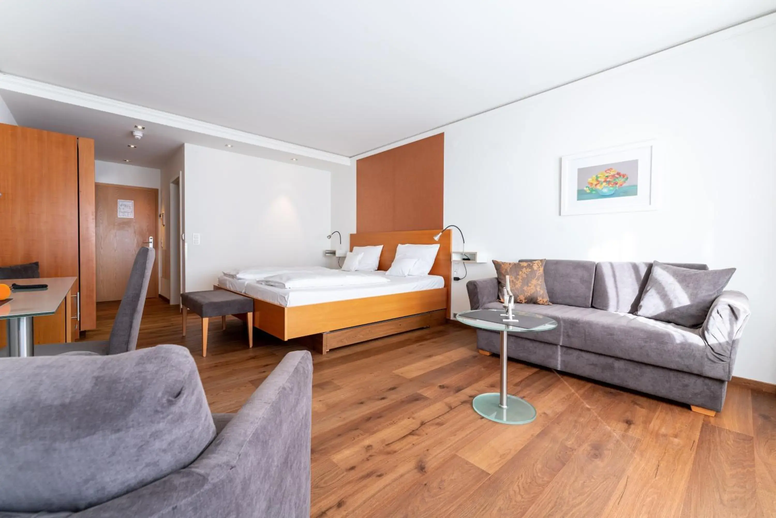 Deluxe Double Room - single occupancy in Hotel Zum Ochsen Deluxe Double Room - single occupancy in Hotel Zum Ochsen