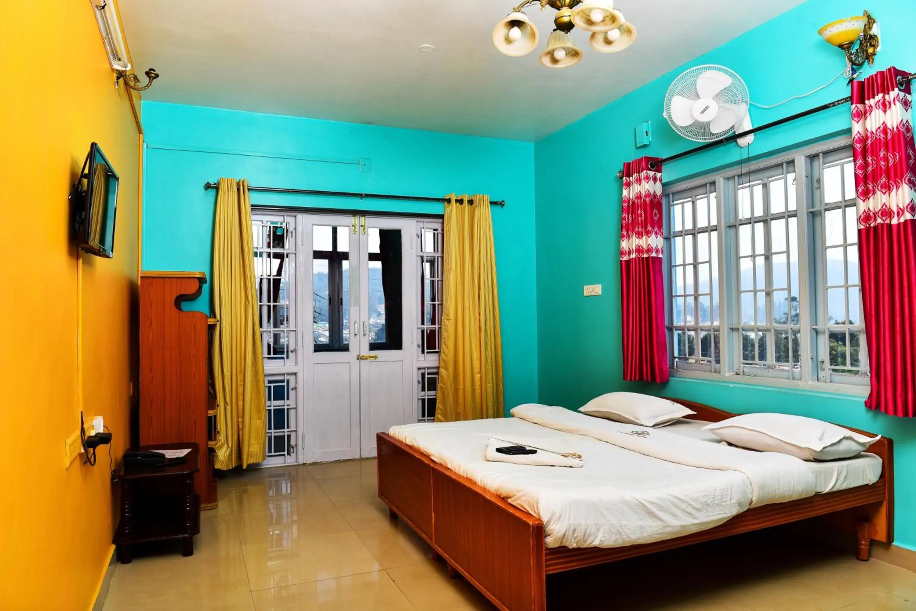 Semi Deluxe Double Room in RK Holiday Home Semi Deluxe Double Room in RK Holiday Home