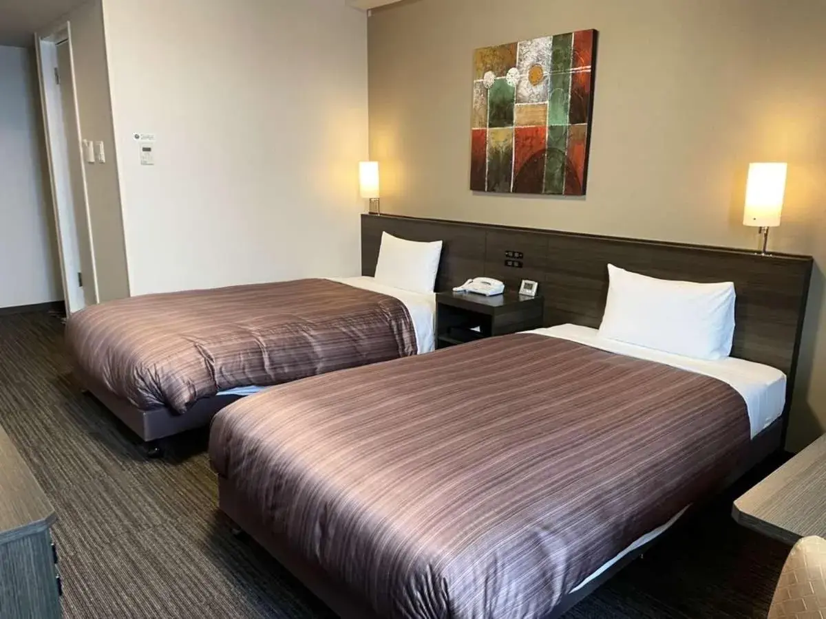 Twin Room - Smoking in Hotel Route Inn Grand Asahikawa Ekimae Twin Room - Smoking in Hotel Route Inn Grand Asahikawa Ekimae