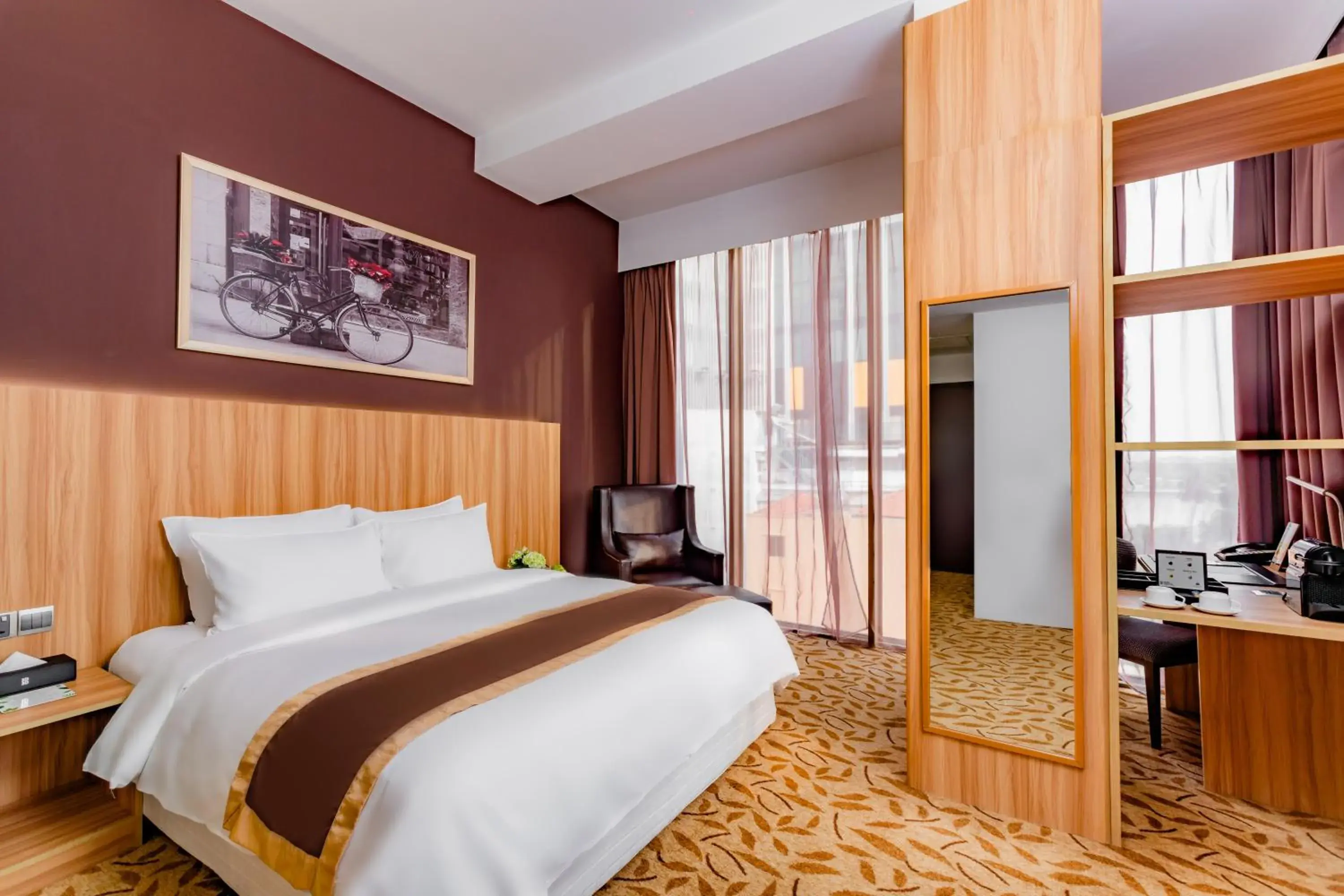 Business Double Room with Free Mini-bar and 4 Pieces of Laundry Daily in Bay Hotel Ho Chi Minh Business Double Room with Free Mini-bar and 4 Pieces of Laundry Daily in Bay Hotel Ho Chi Minh