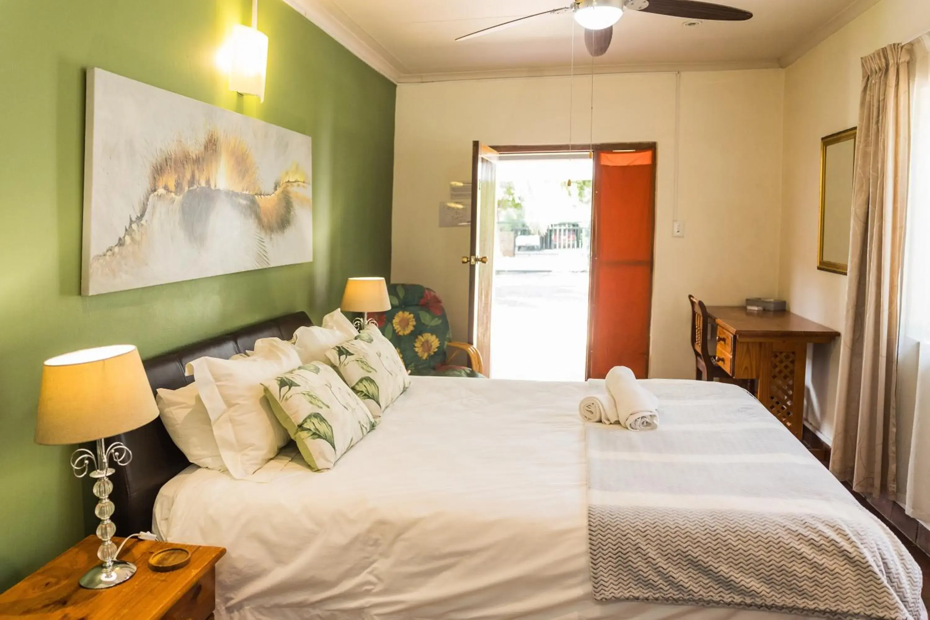 Double Room - single occupancy in Rozendal Guest House Double Room - single occupancy in Rozendal Guest House