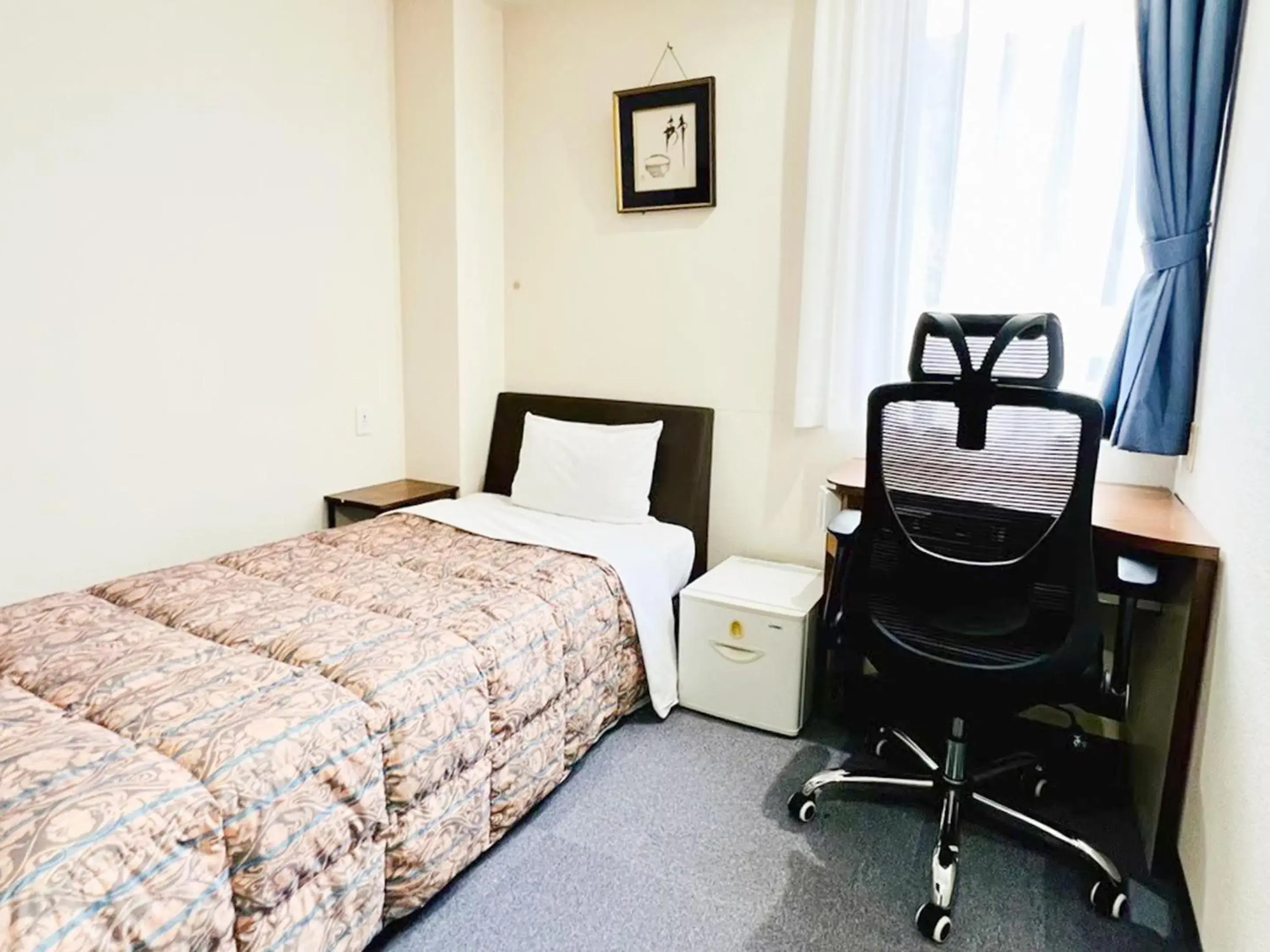 Standard Single Room - single occupancy in Station Business Hotel Tenshukaku Standard Single Room - single occupancy in Station Business Hotel Tenshukaku