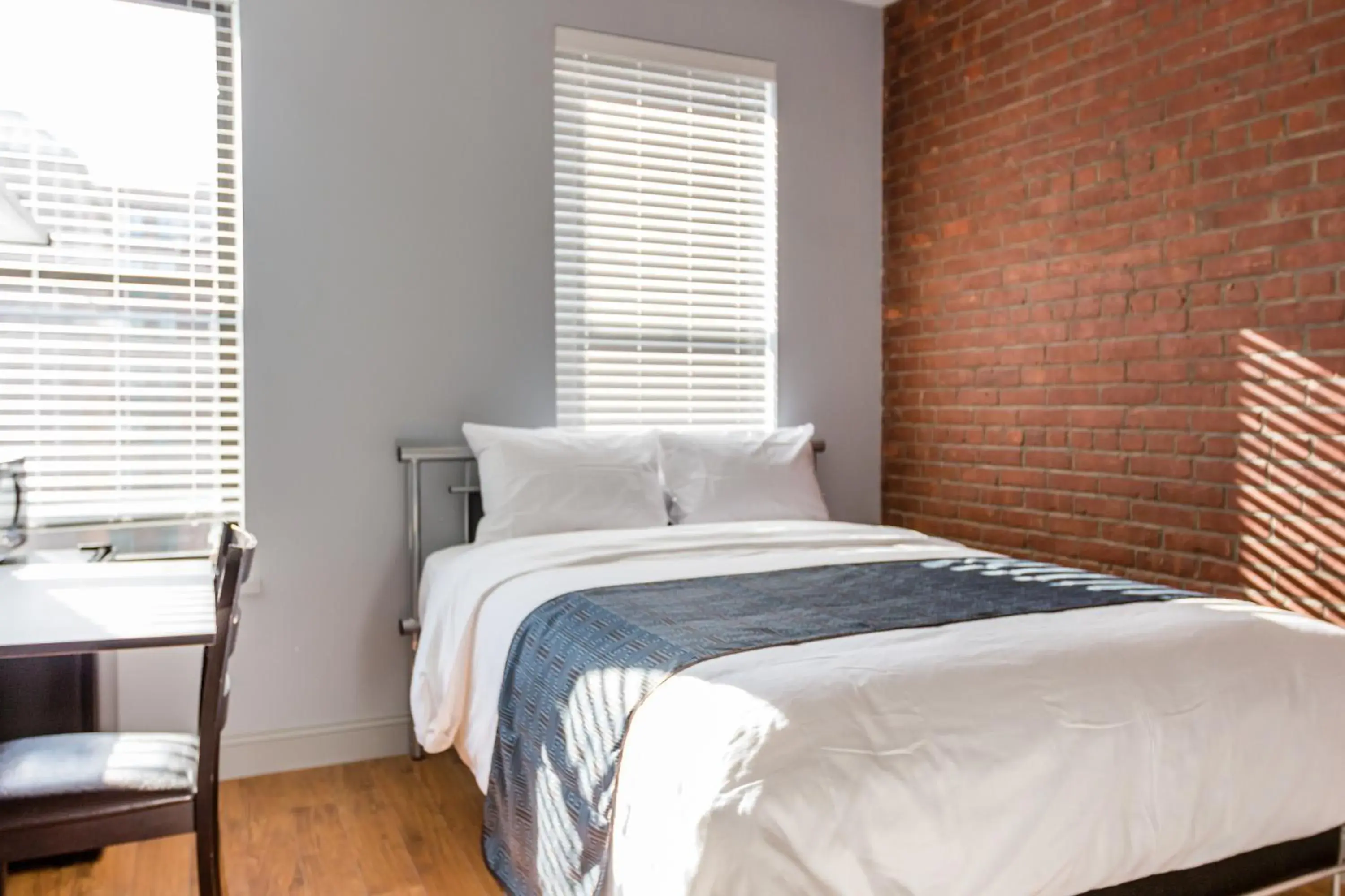 Standard Queen Room in The Park Ave North Standard Queen Room in The Park Ave North