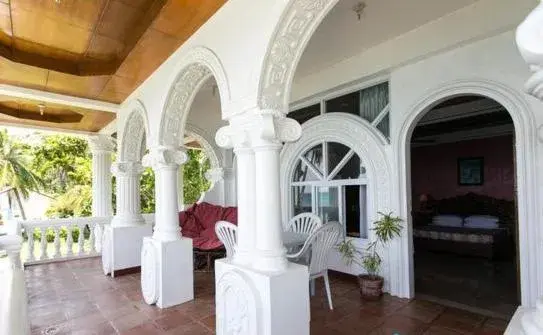 Deluxe King Suite in Blue Crystal Beach Resort Deluxe King Suite in Blue Crystal Beach Resort