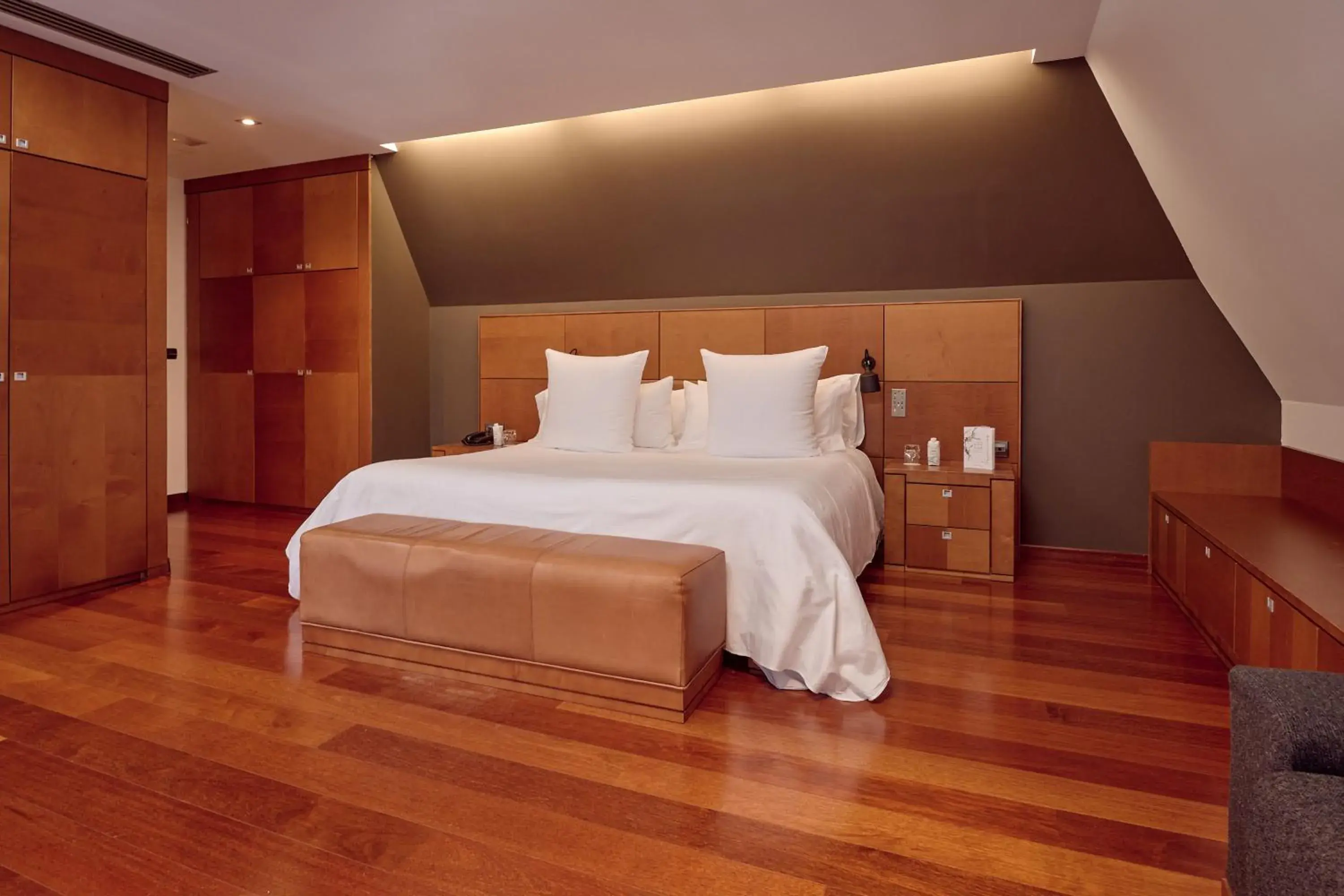 Traditional Suite - single occupancy in Andorra Park Hotel Traditional Suite - single occupancy in Andorra Park Hotel